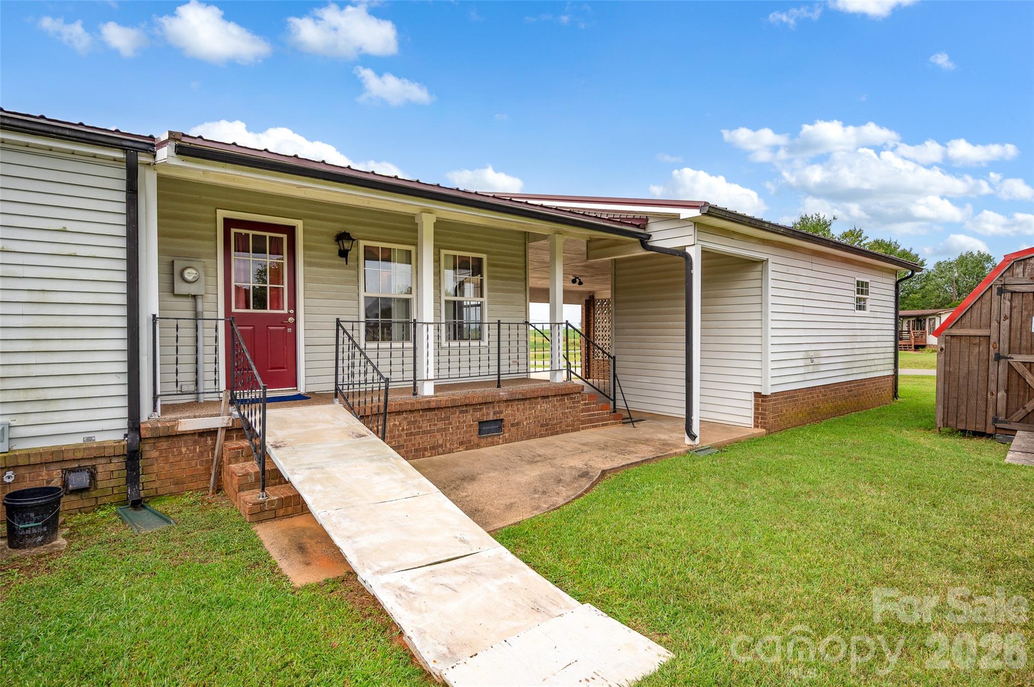 Single Family Residence at 2468 Old Mountain Road, Statesville, photo 31 of 33