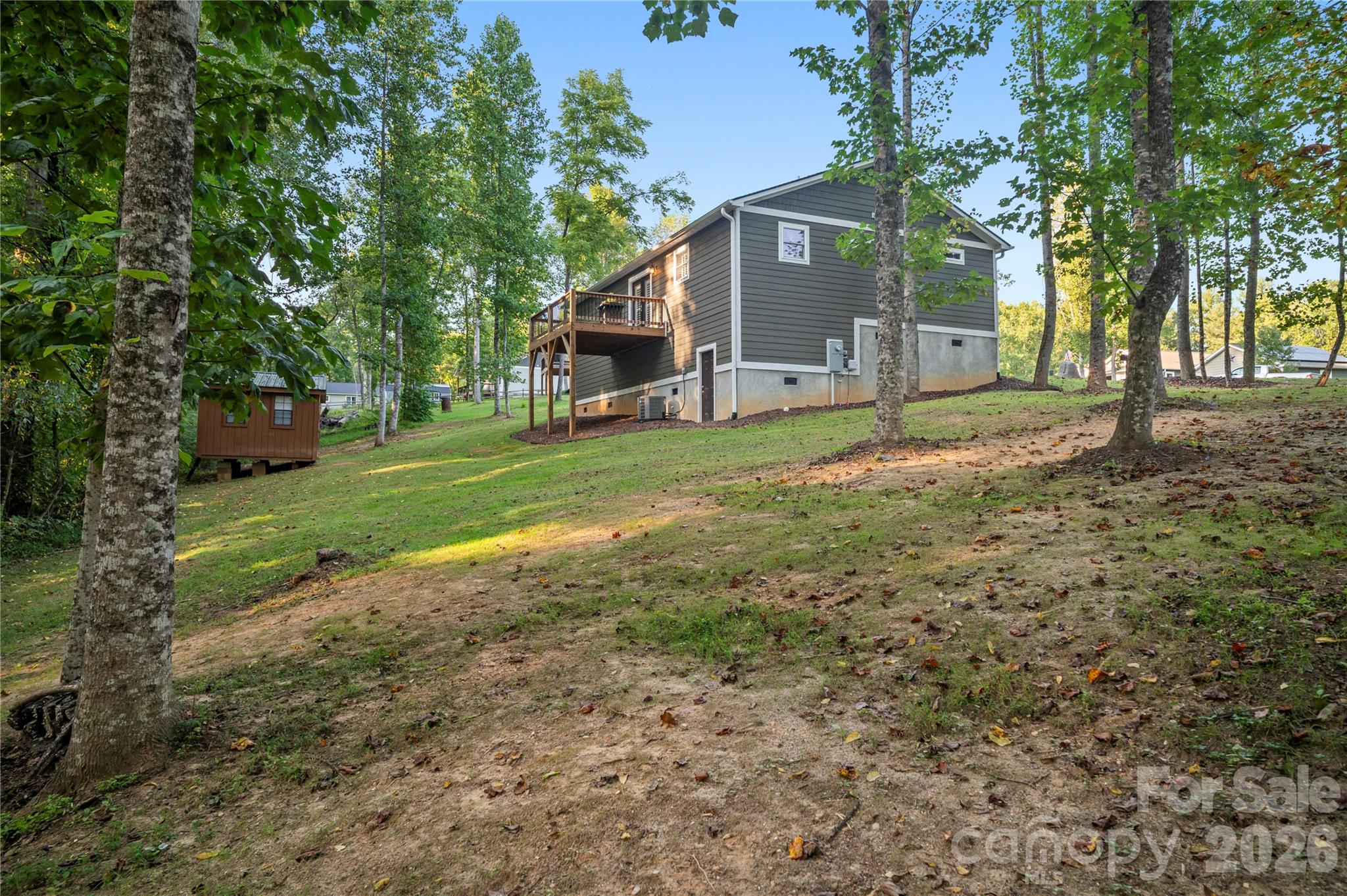 Single Family Residence at 212 Walt Drive, Hendersonville, photo 11 of 45
