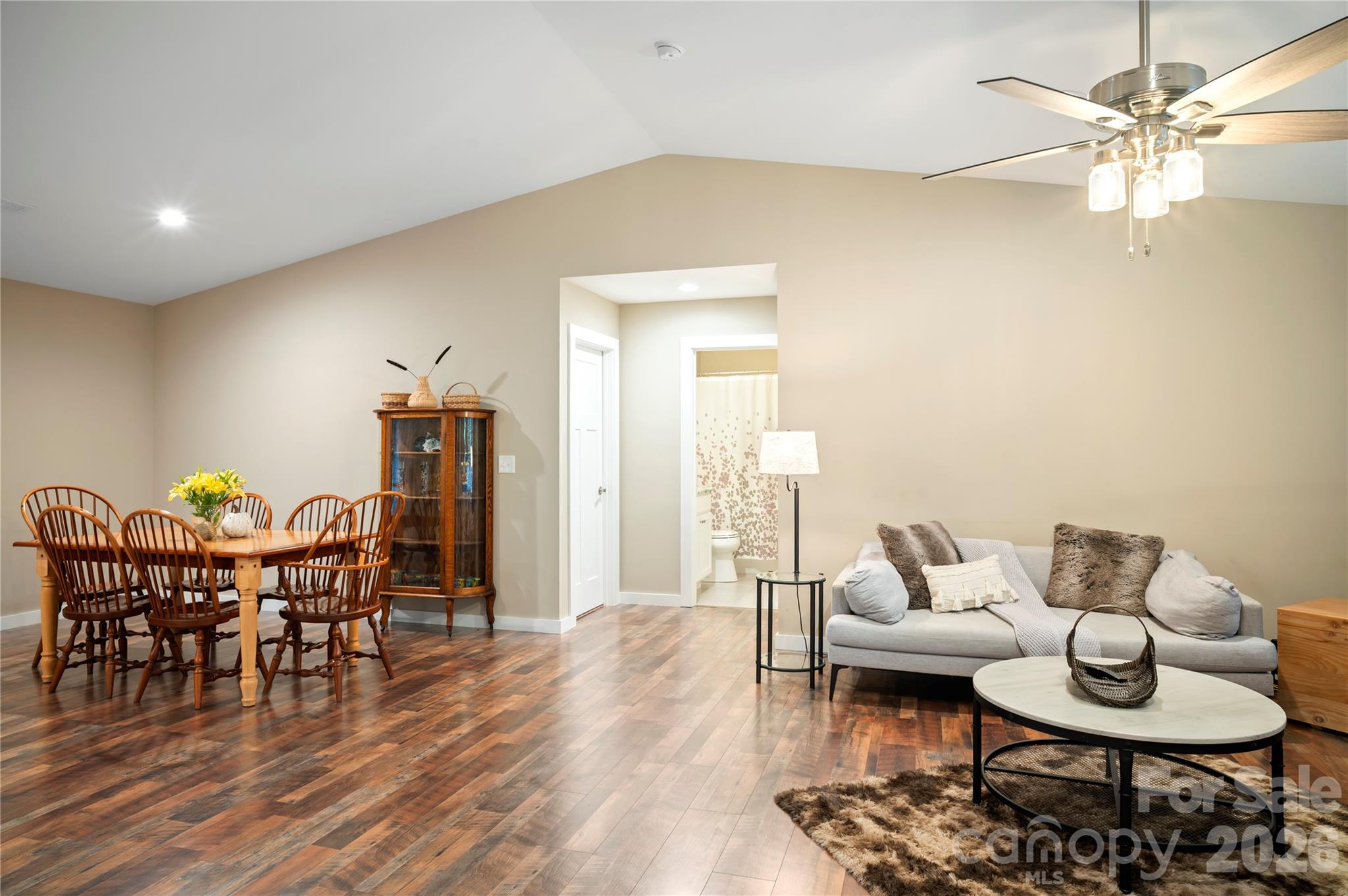 Single Family Residence at 212 Walt Drive, Hendersonville, photo 23 of 45