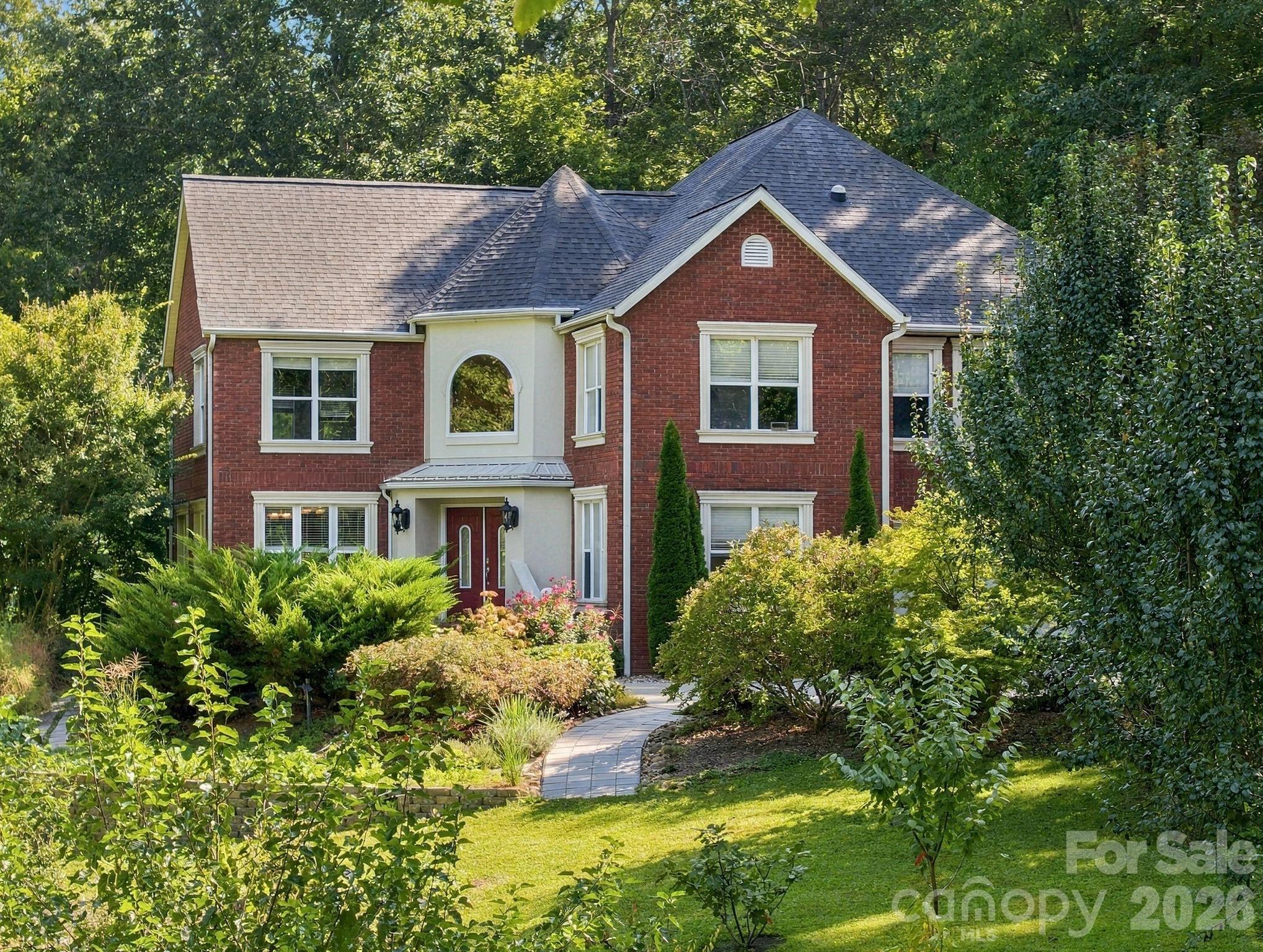 Single Family Residence at 6 Kit Court, Fletcher, photo 4 of 48