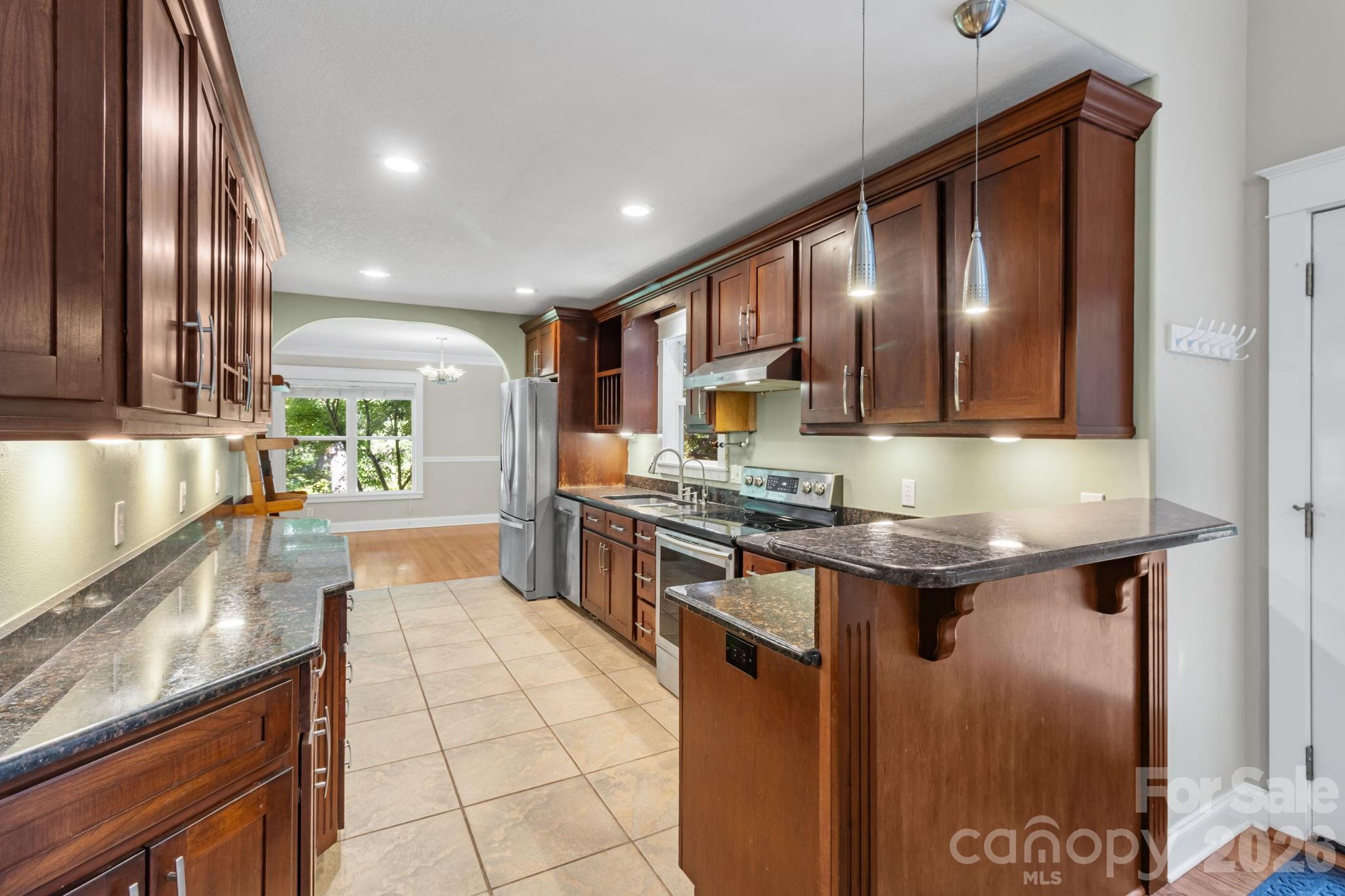 Kitchen - 6 Kit Court, Fletcher