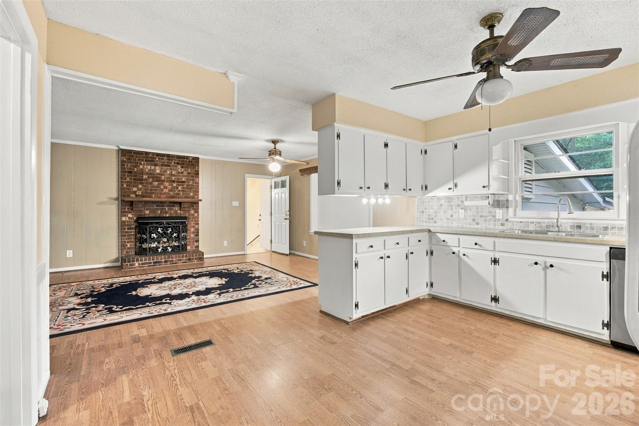 Single Family Residence at 8304 Mccrory Road, Stokesdale, photo 3 of 22