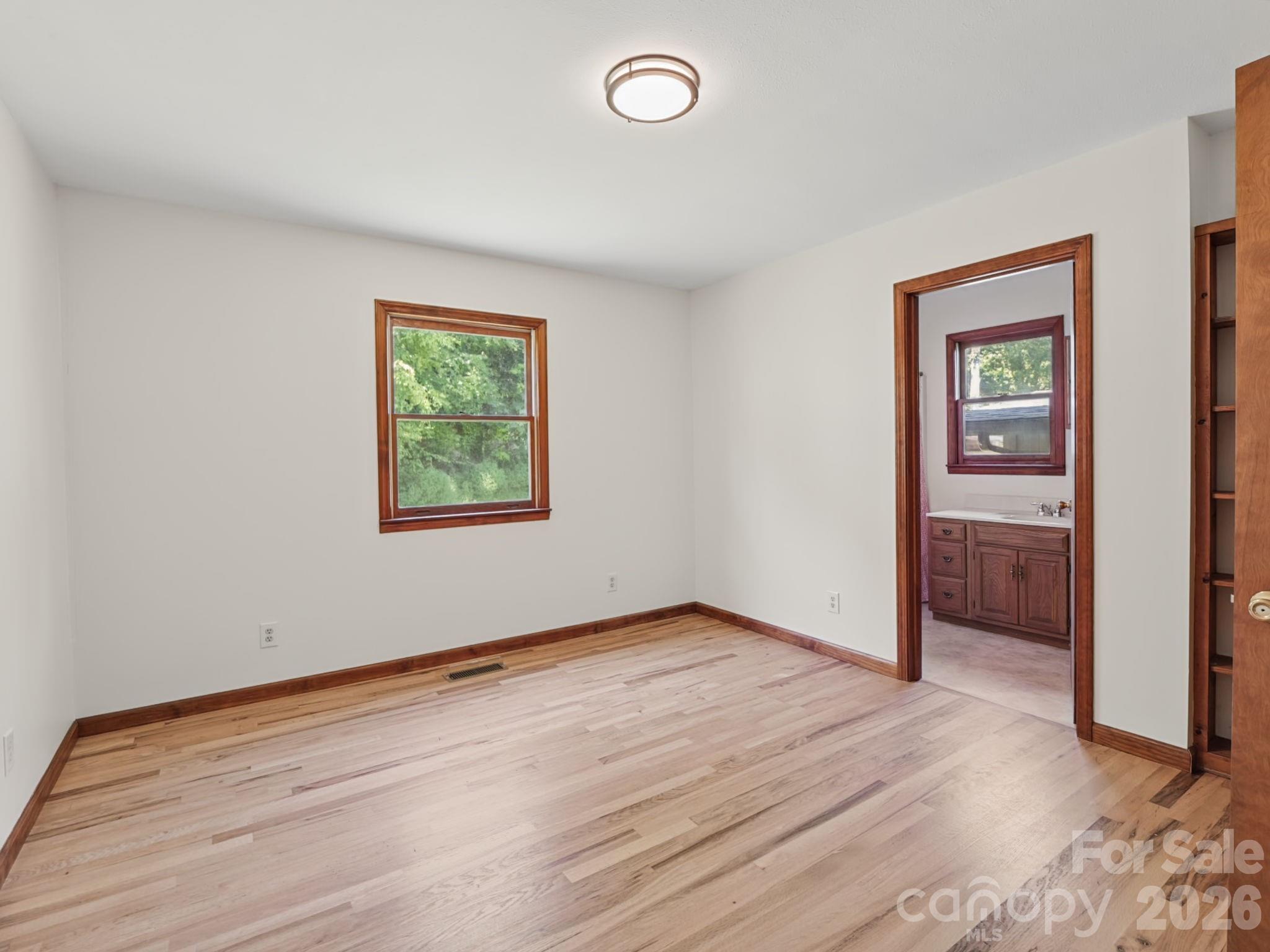 Primary bedroom - 727 E Lyda Road, Hendersonville