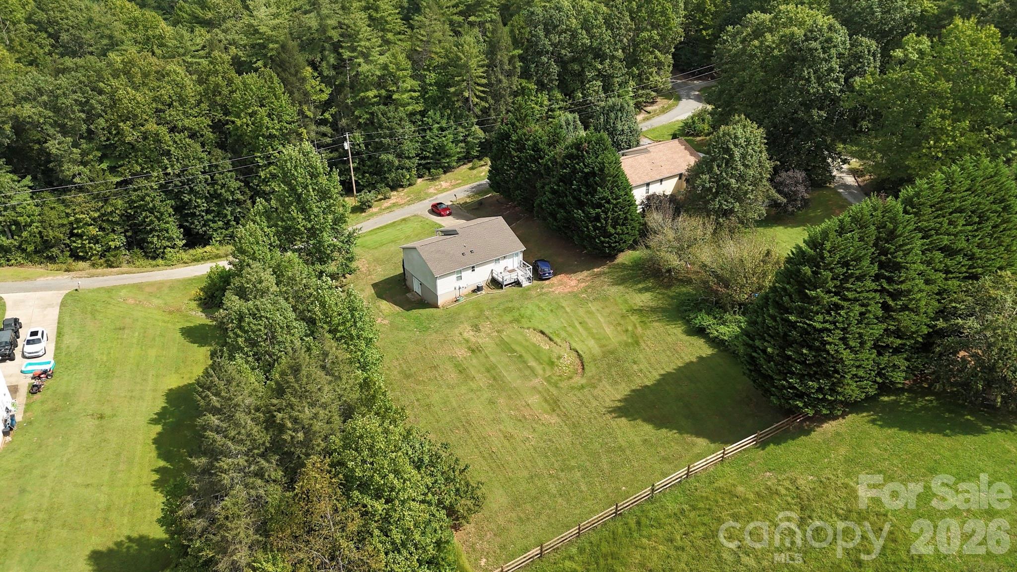 Single Family Residence at 2827 Hollybrook Lane, Morganton, photo 7 of 26