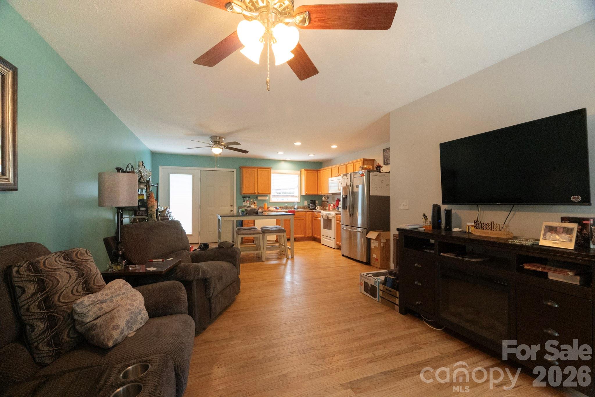 Single Family Residence at 2827 Hollybrook Lane, Morganton, photo 10 of 26