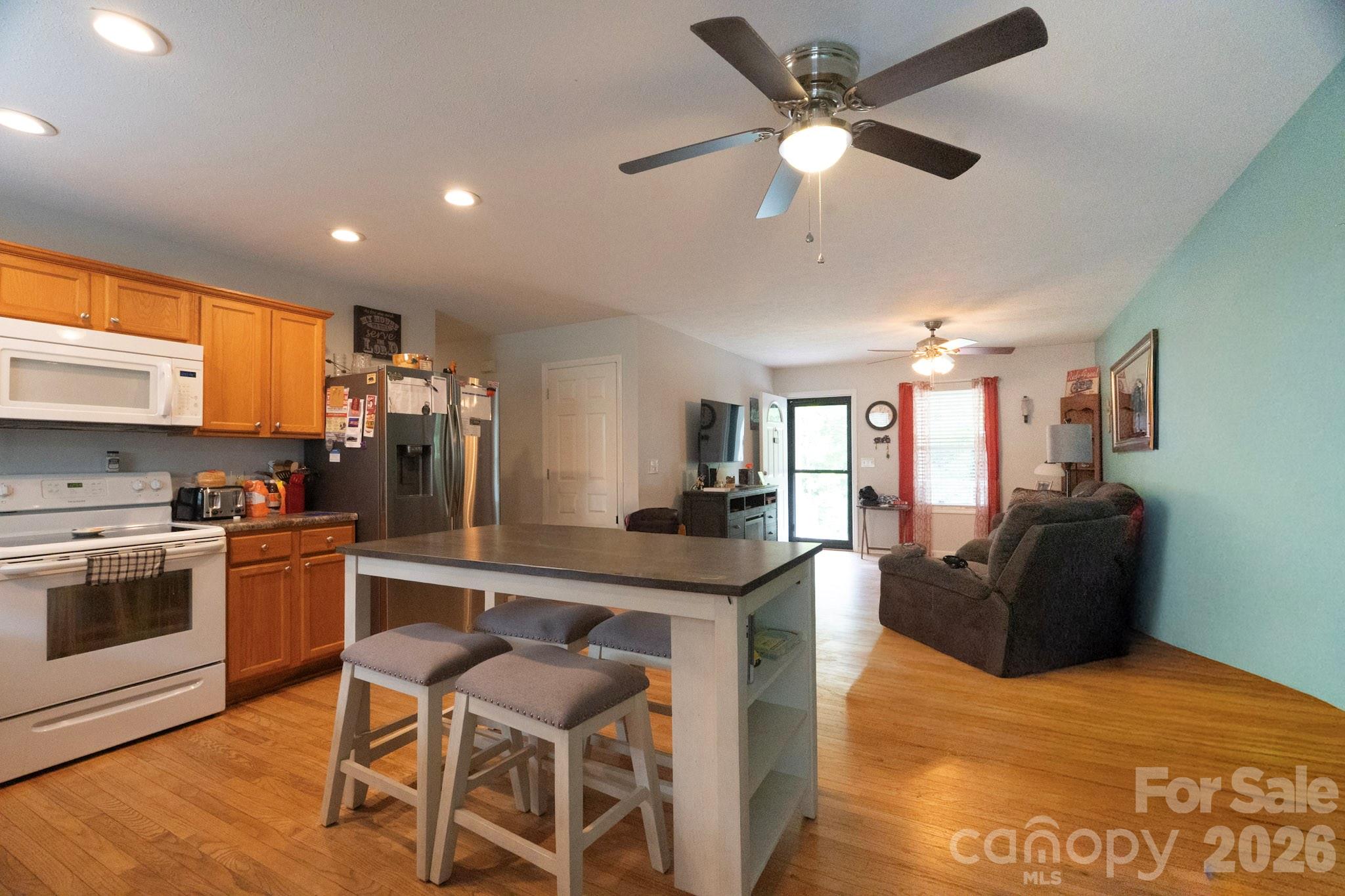 Single Family Residence at 2827 Hollybrook Lane, Morganton, photo 13 of 26