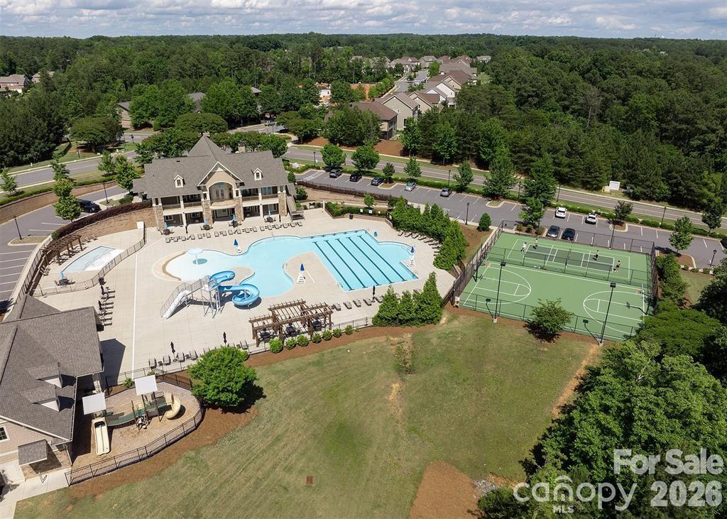 HOA Amenities - 17810 Pawleys Plantation Lane, Charlotte