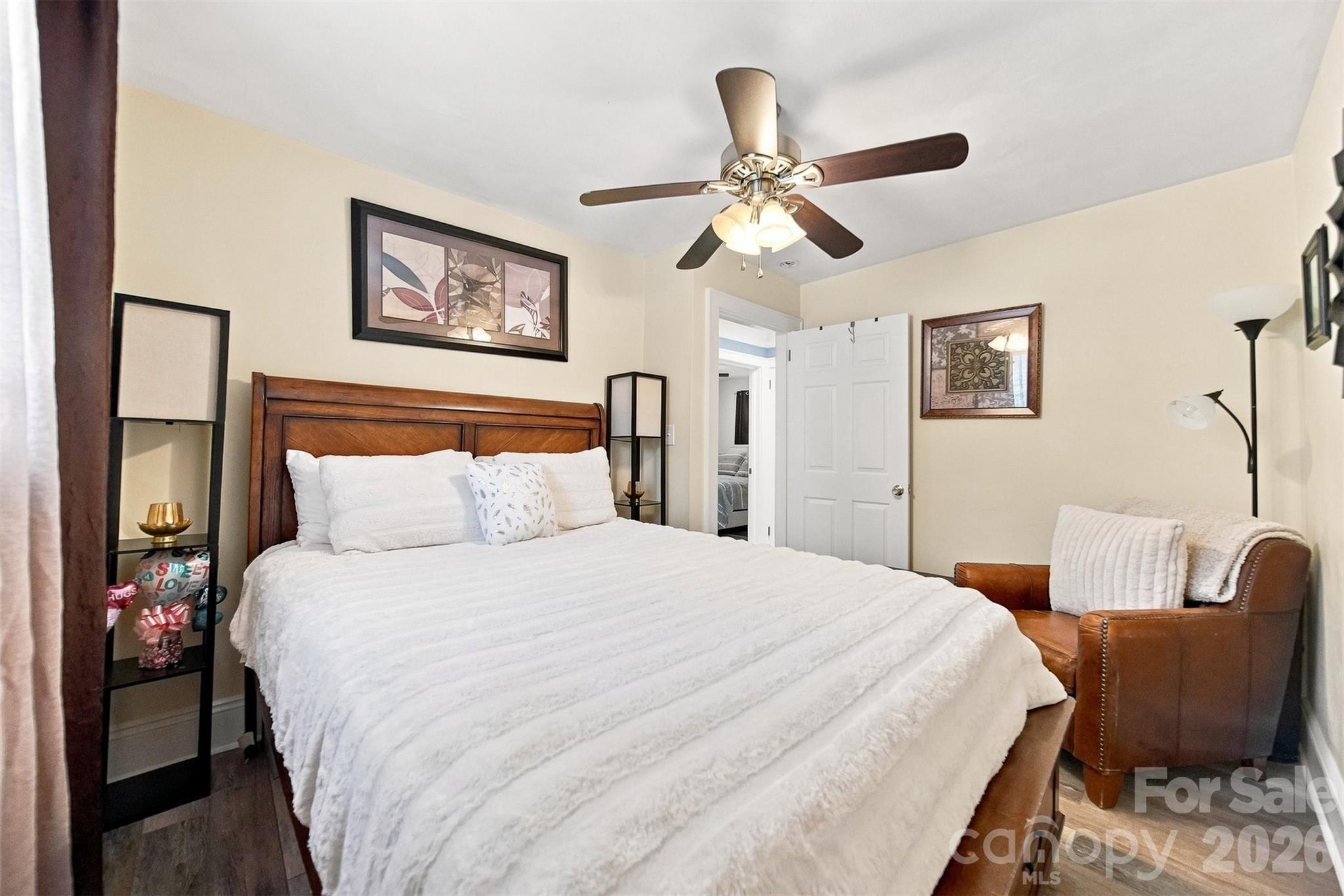 Single Family Residence at 100 30th Avenue NW, Hickory, photo 11 of 27
