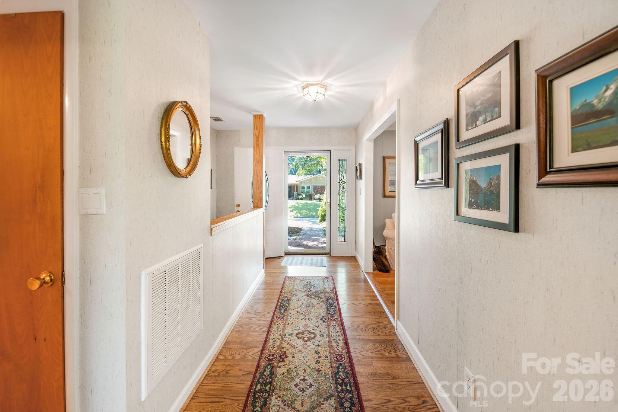Entry hall. - 1 Pheasant Ridge Drive, Asheville