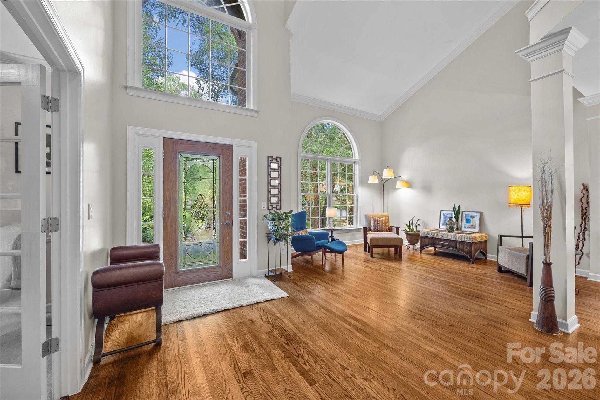 Single Family Residence at 919 Thorn Ridge Lane, Lake Wylie, photo 3 of 47