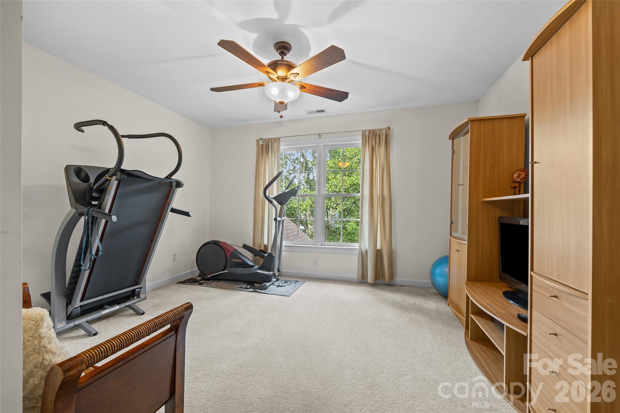 Single Family Residence at 919 Thorn Ridge Lane, Lake Wylie, photo 21 of 47