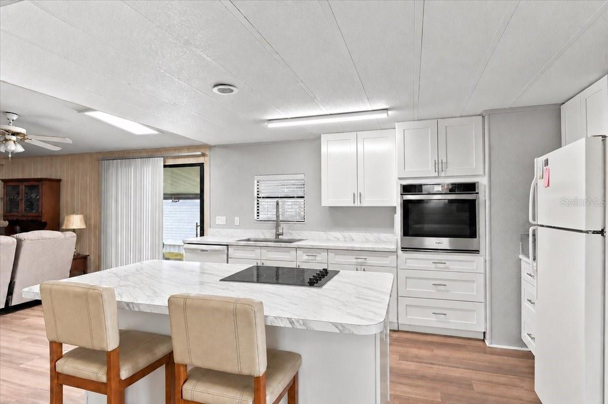 Manufactured Home at 4212 CEDARWOOD ST, WINTER HAVEN, photo 13 of 43