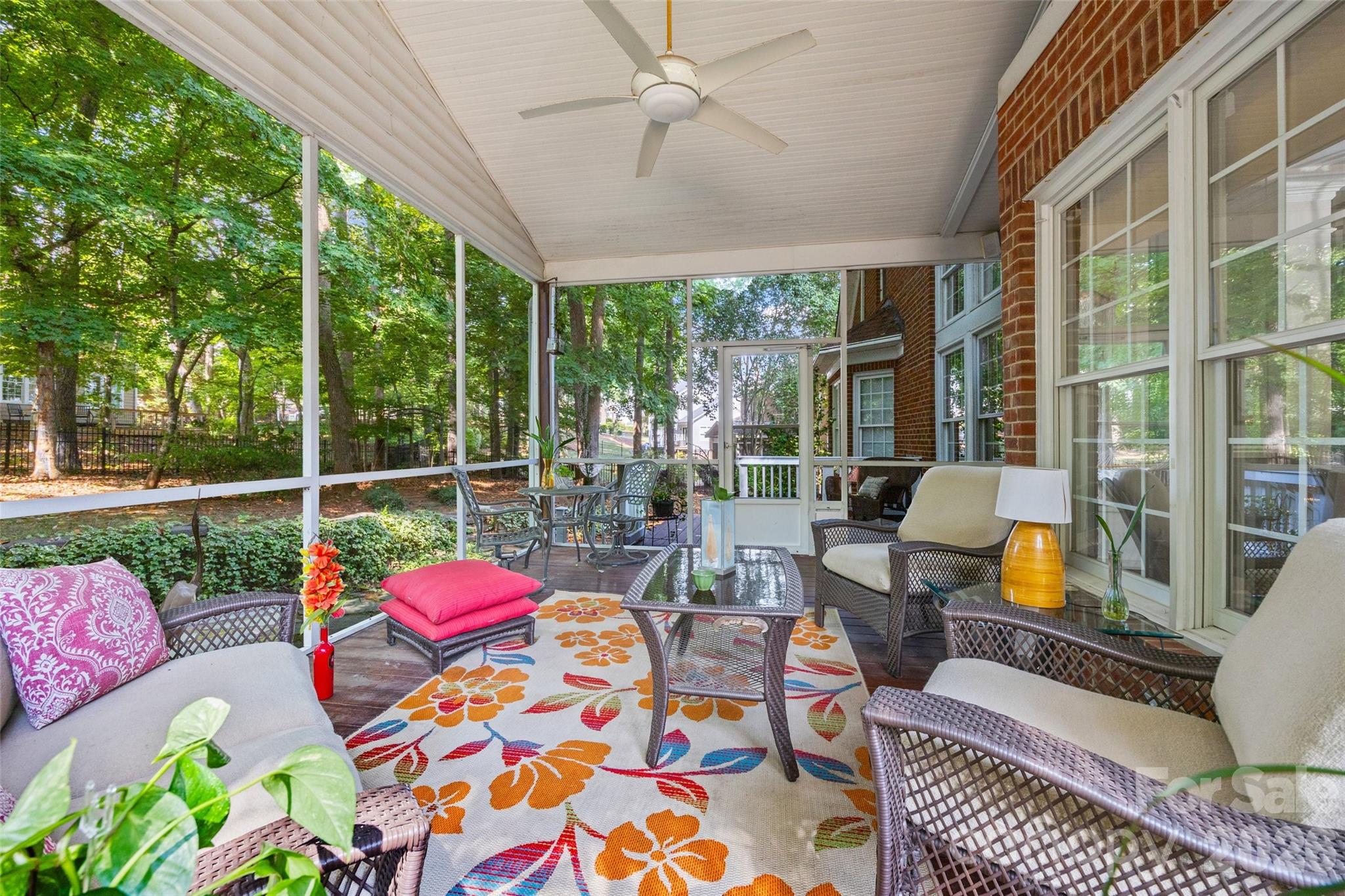 Single Family Residence at 919 Thorn Ridge Lane, Lake Wylie, photo 29 of 47