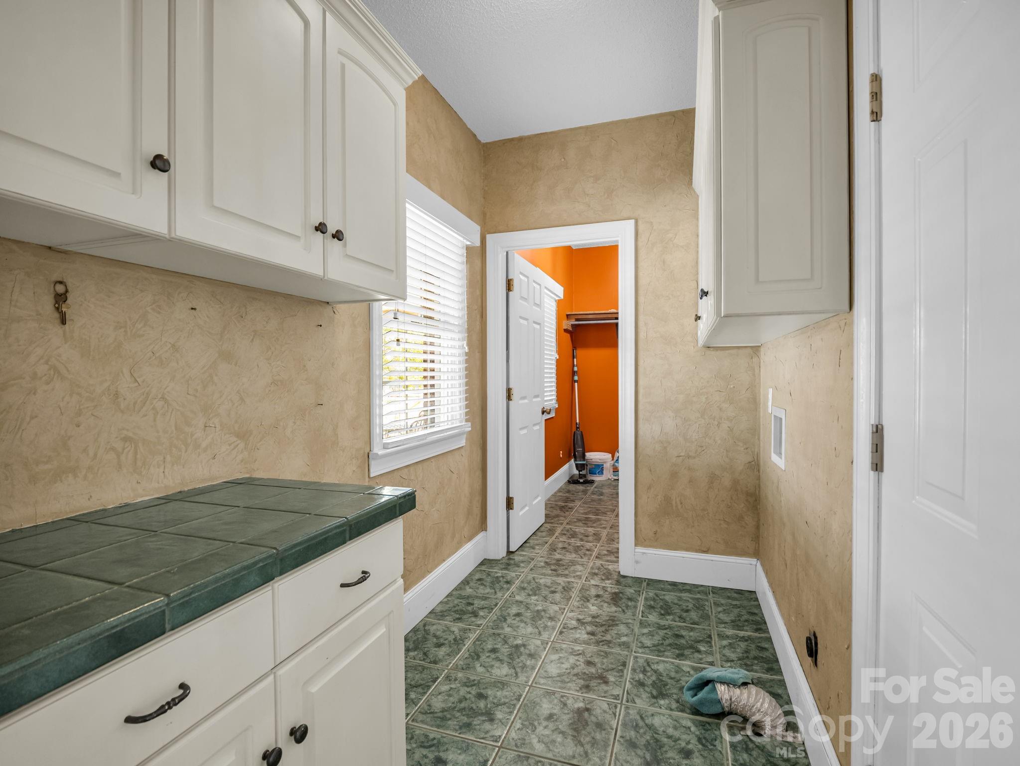 Single Family Residence at 110 Warlick Road, Lawndale, photo 11 of 32
