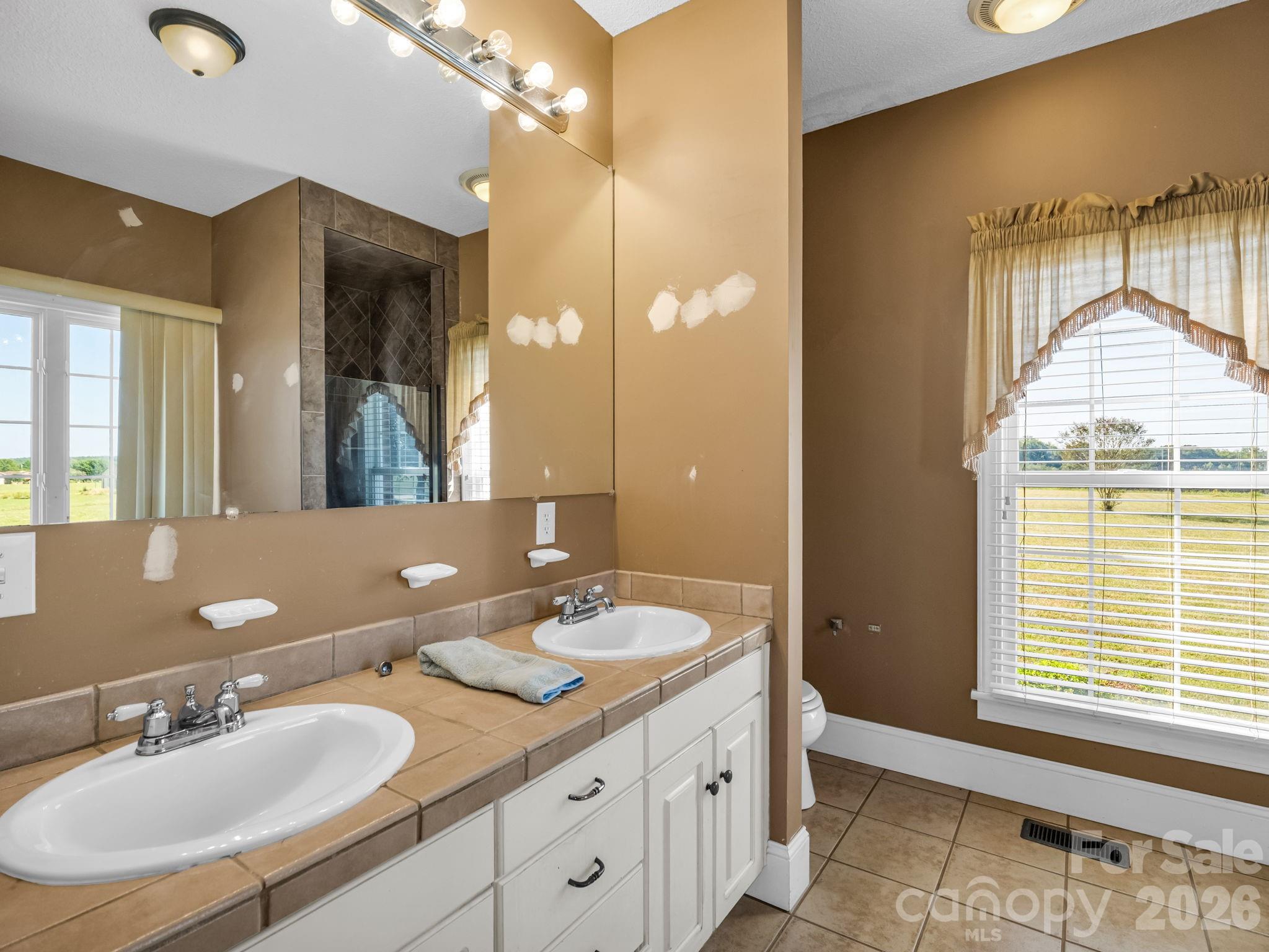 Single Family Residence at 110 Warlick Road, Lawndale, photo 22 of 32