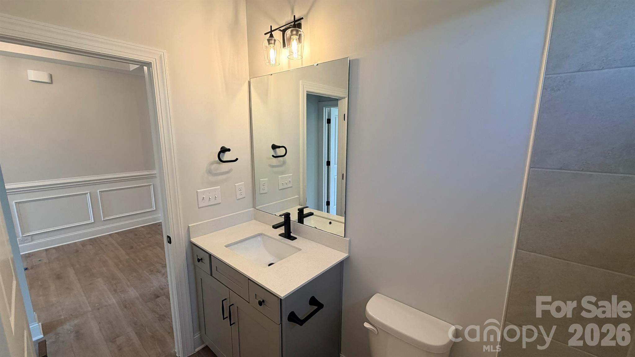 Bath 2 - 535 Cambria Street, Rock Hill