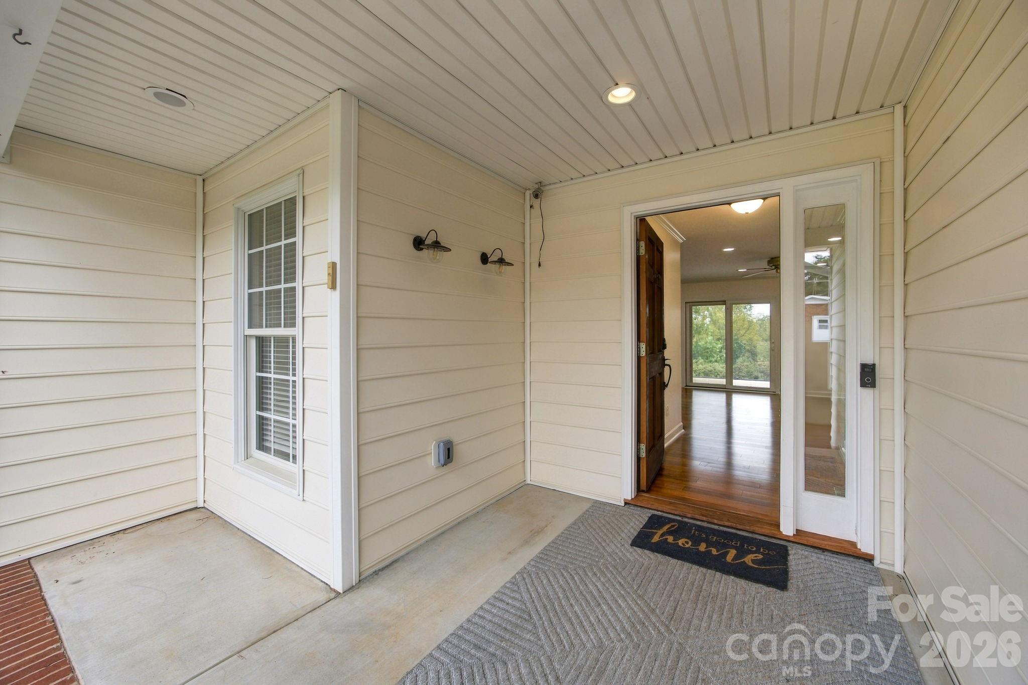 Single Family Residence at 1829 Kenmore Drive, Statesville, photo 5 of 40