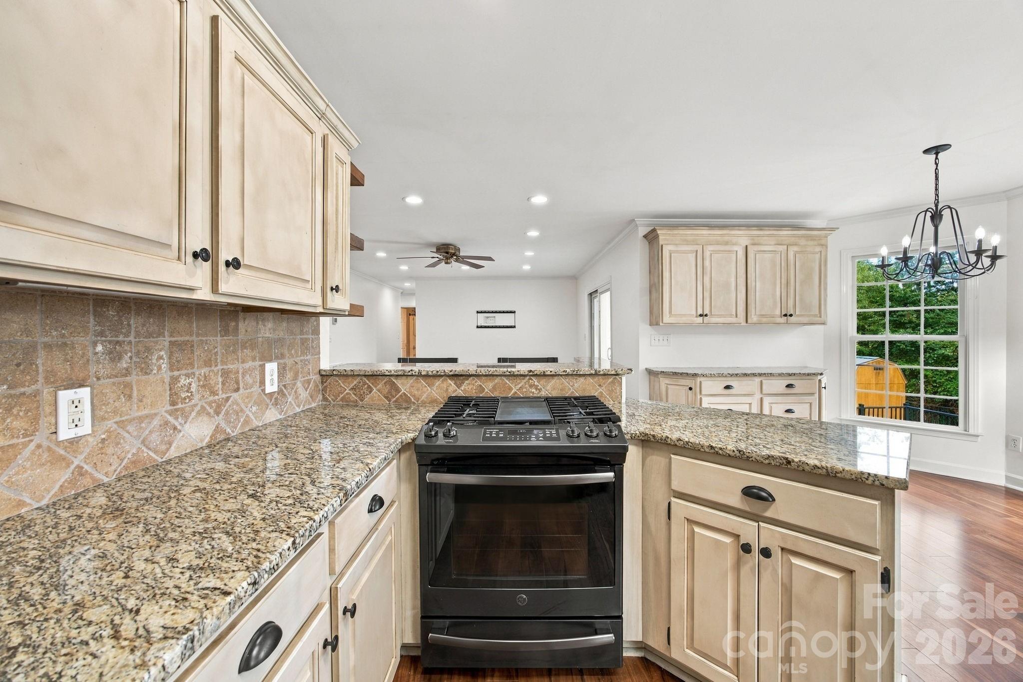 Single Family Residence at 1829 Kenmore Drive, Statesville, photo 16 of 40