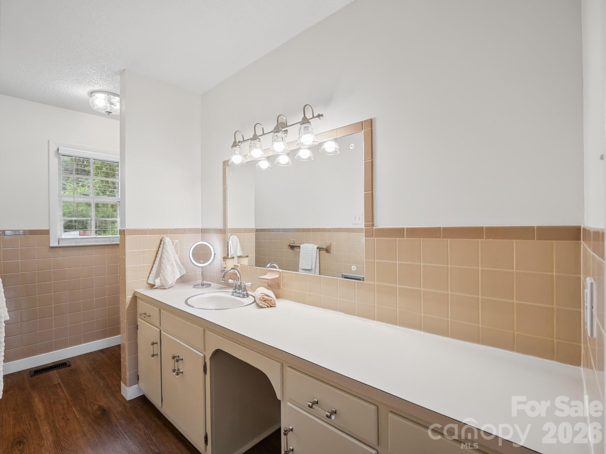 Guest Bathroom - 477 Butler Road, Forest City