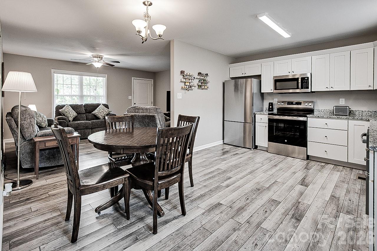 Single Family Residence at 5000 Tabernacle School Road, Asheboro, photo 7 of 24