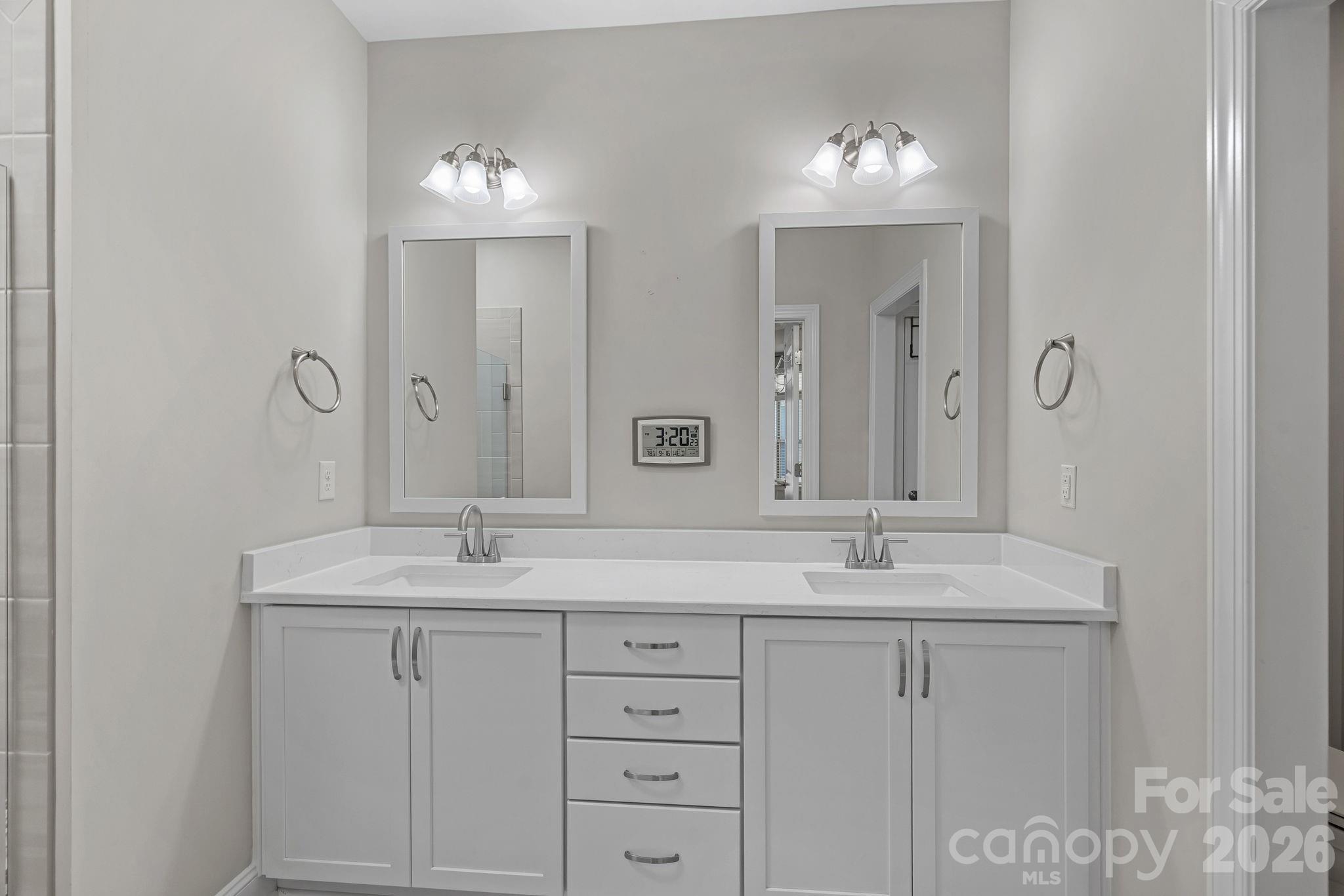 Single Family Residence at 9057 Treetop Way NW, Concord, photo 21 of 47