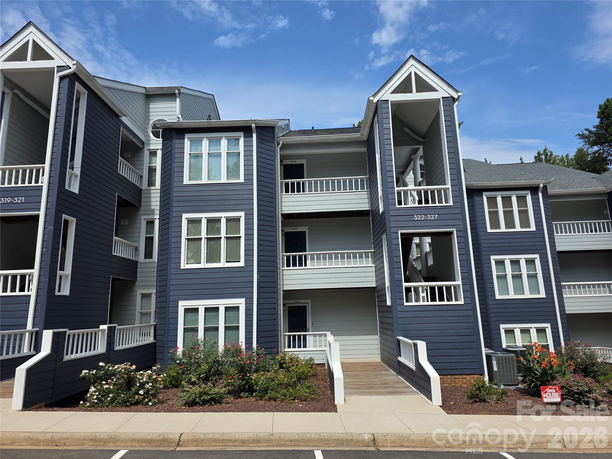 323 Northwest Drive