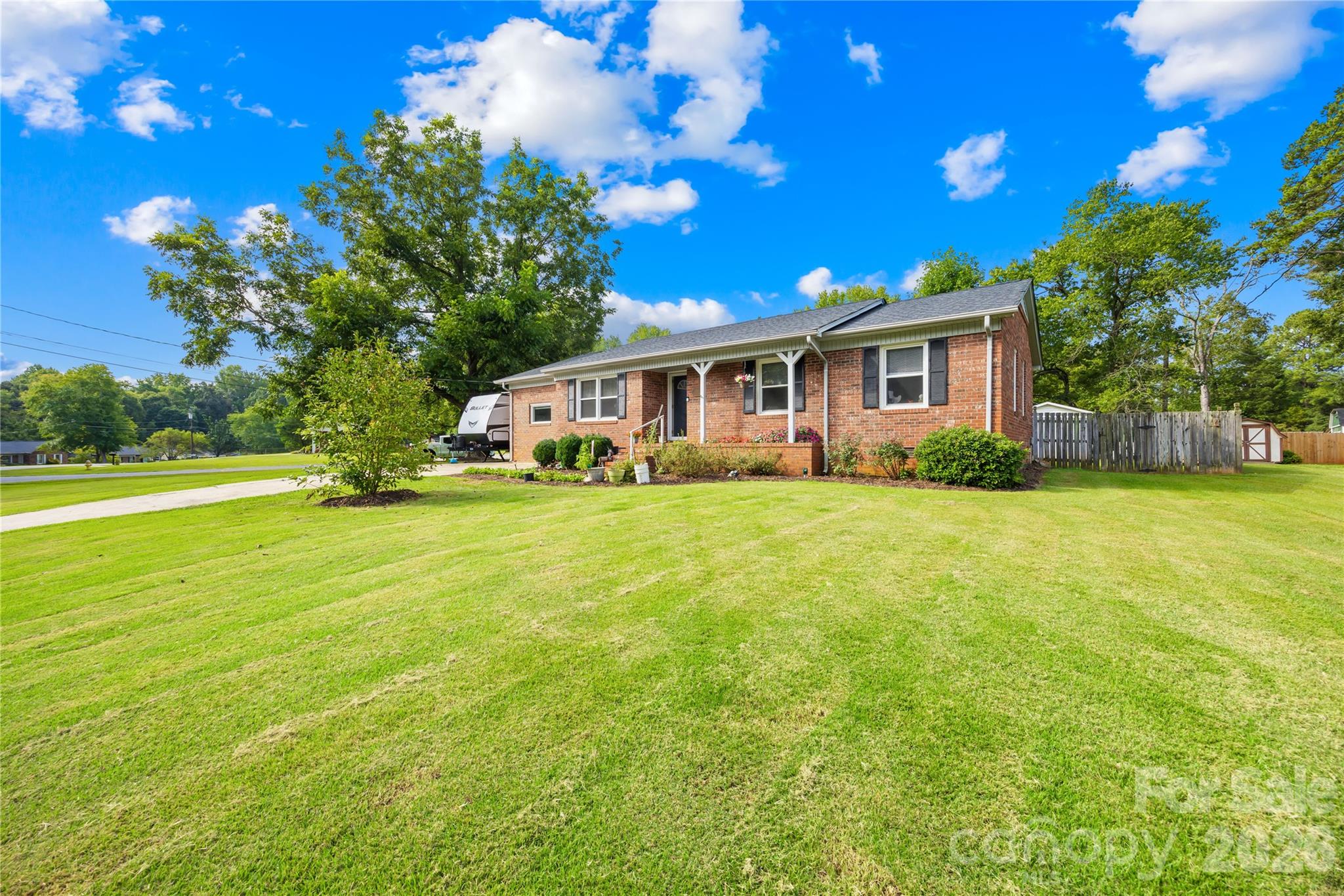 Single Family Residence at 508 Woodland Drive, Rockwell, photo 32 of 34