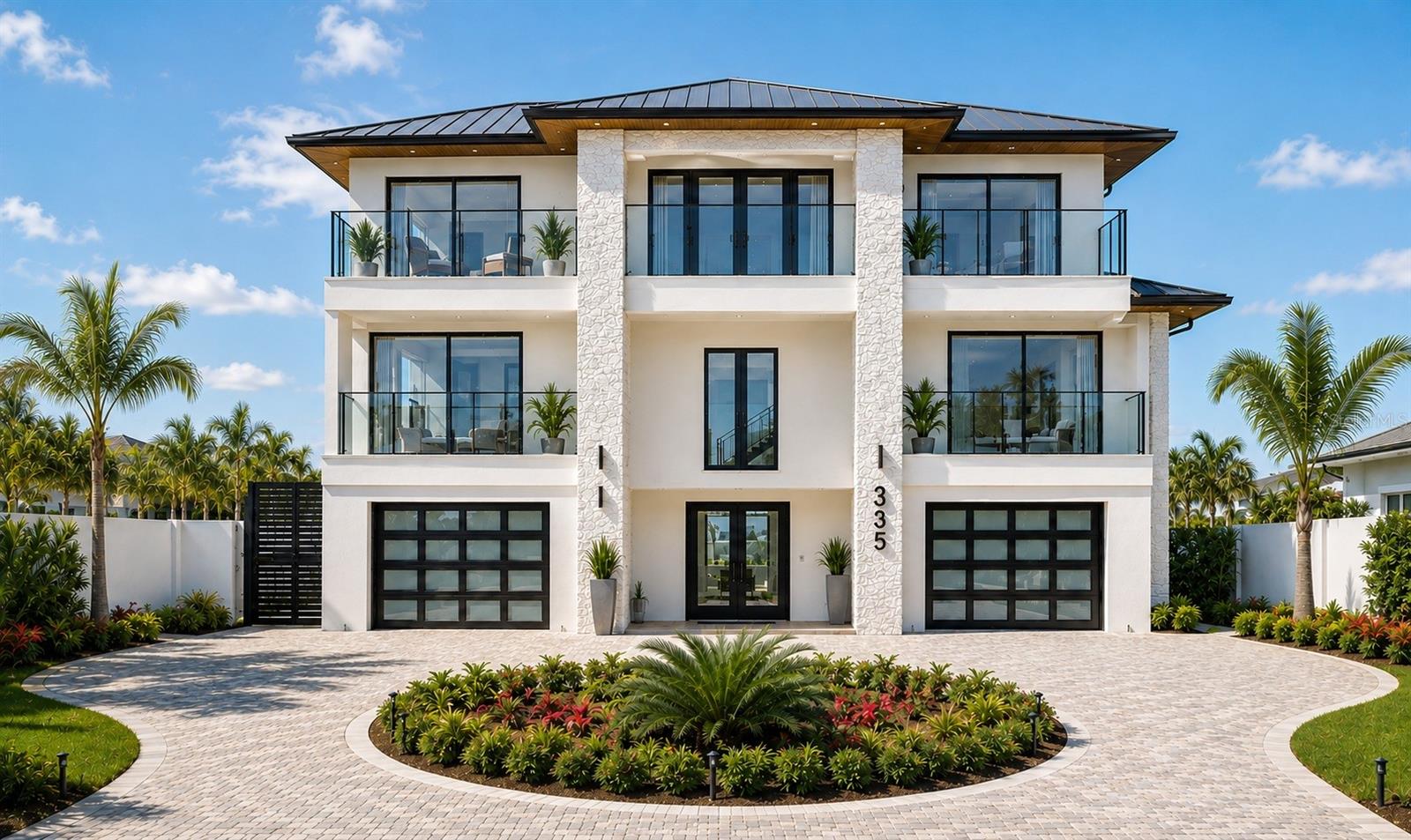 335 N WASHINGTON DR