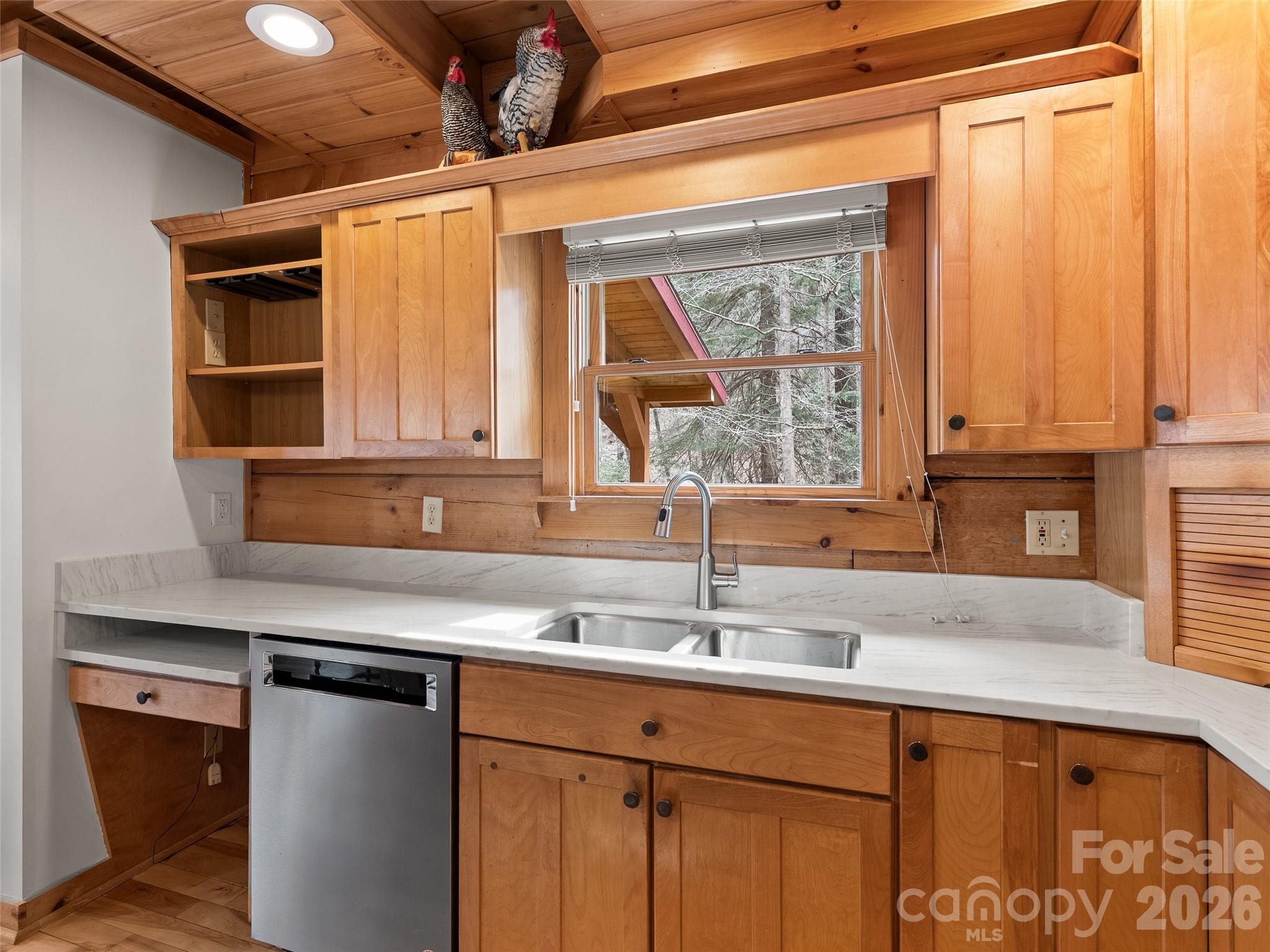 Single Family Residence at 133 Smokemont Drive, Arden, photo 11 of 37