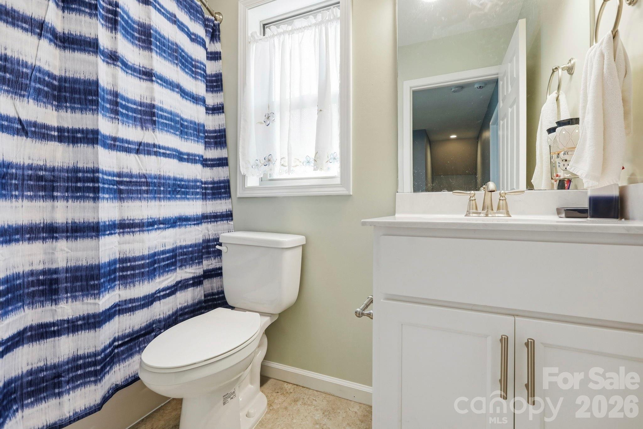Single Family Residence at 11 Yarrow Meadow Road, Weaverville, photo 27 of 47