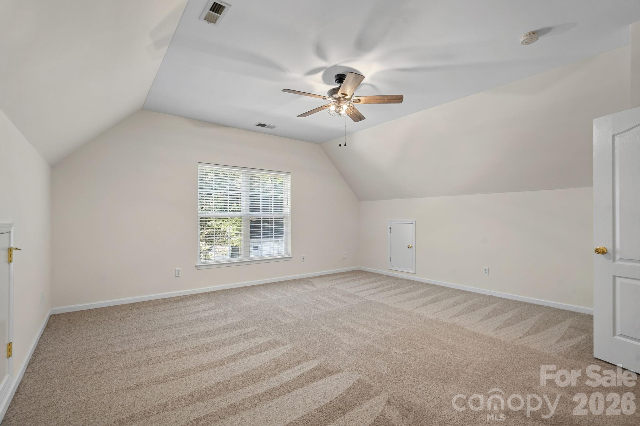 Single Family Residence at 390 Robinson Road, Mooresville, photo 25 of 42