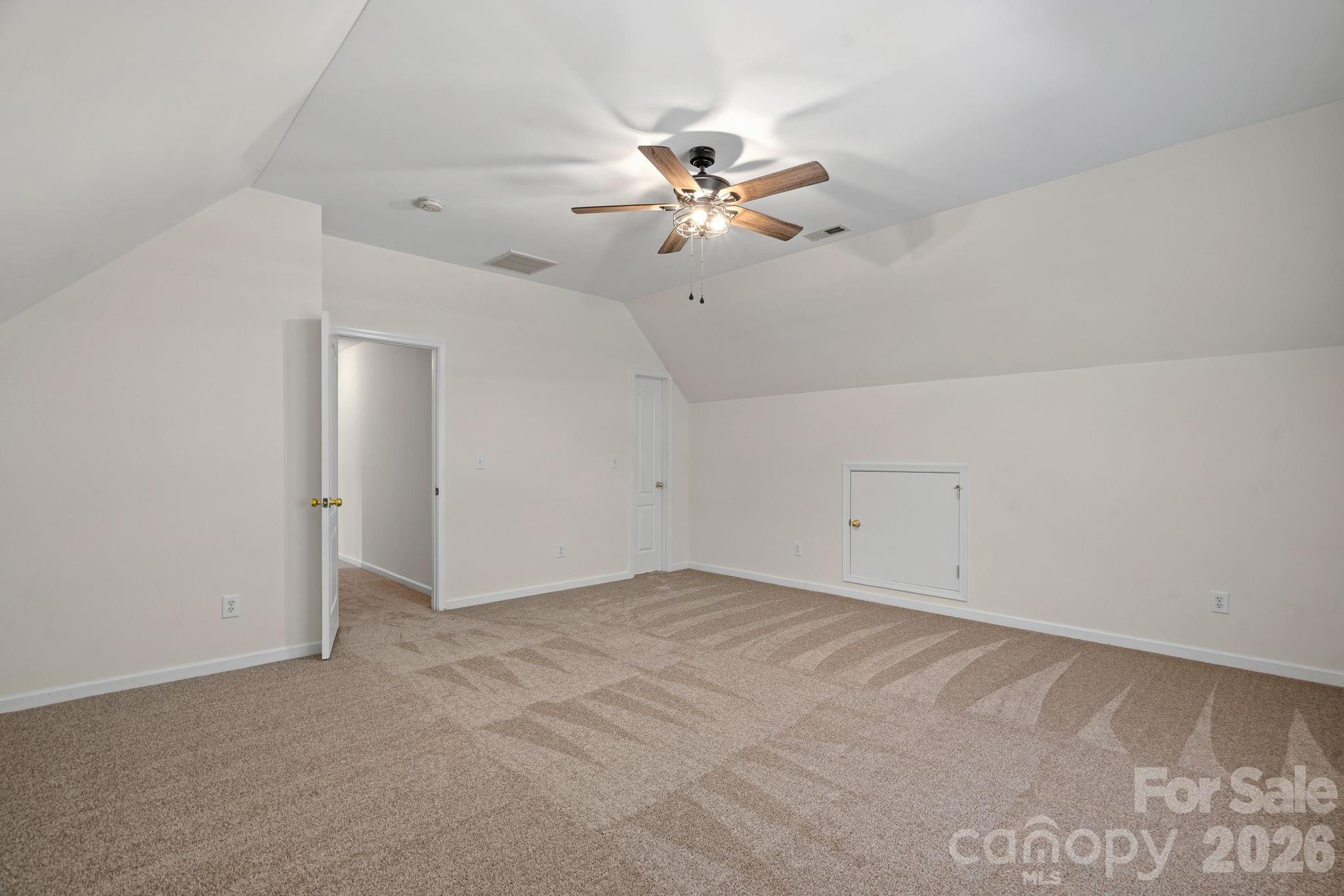 Single Family Residence at 390 Robinson Road, Mooresville, photo 26 of 42