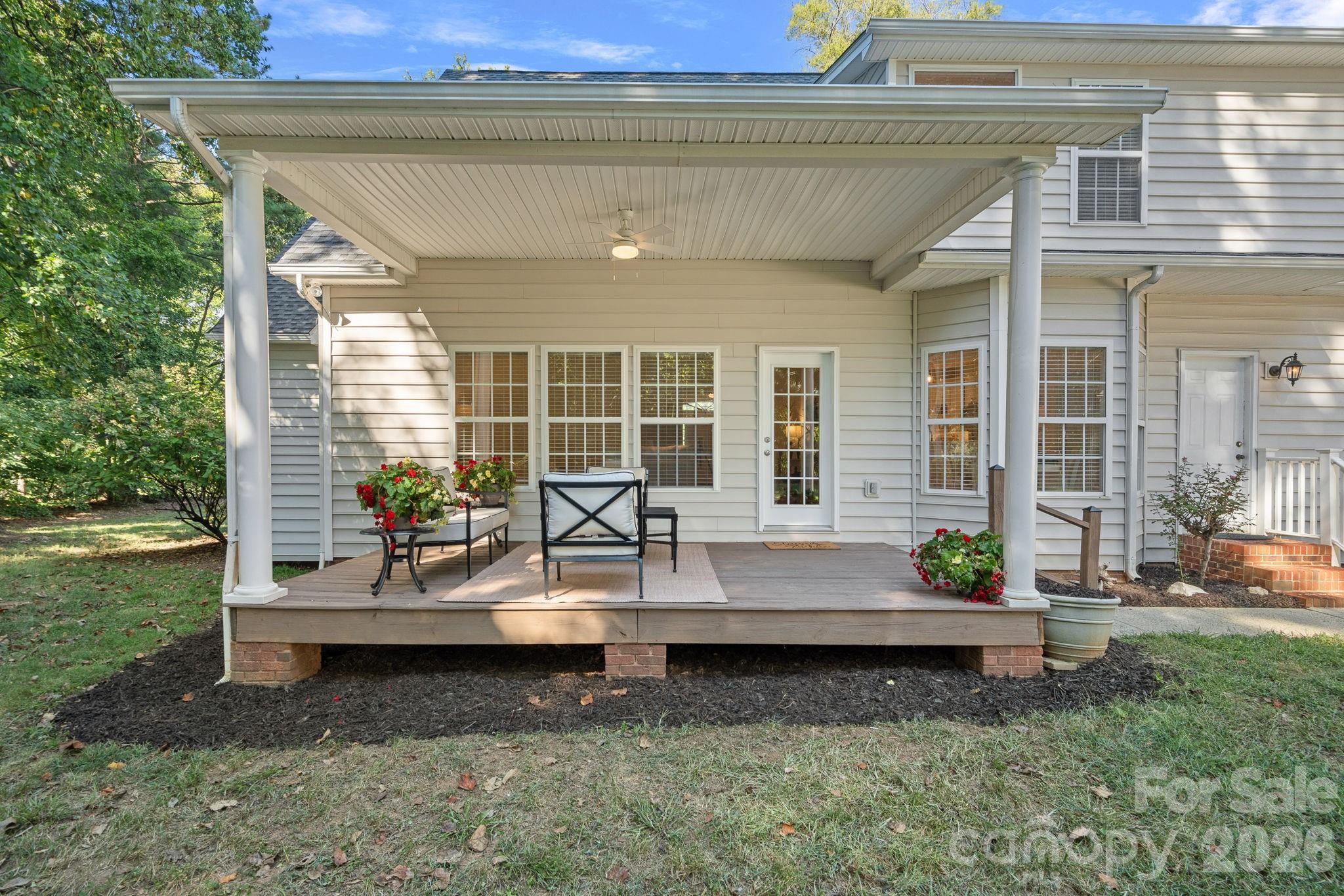 Single Family Residence at 390 Robinson Road, Mooresville, photo 27 of 42