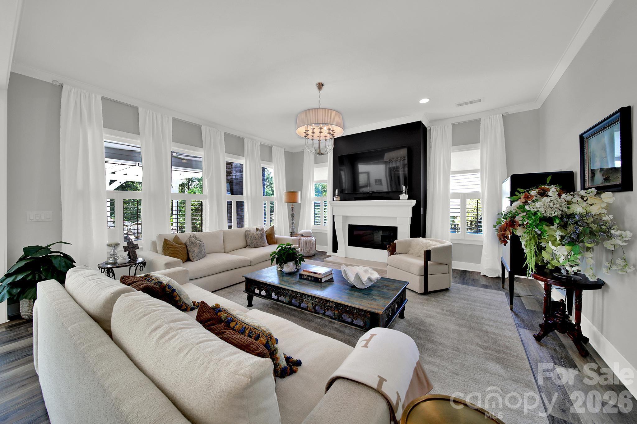 Single Family Residence at 3053 Fish Story Court, Fort Mill, photo 10 of 48
