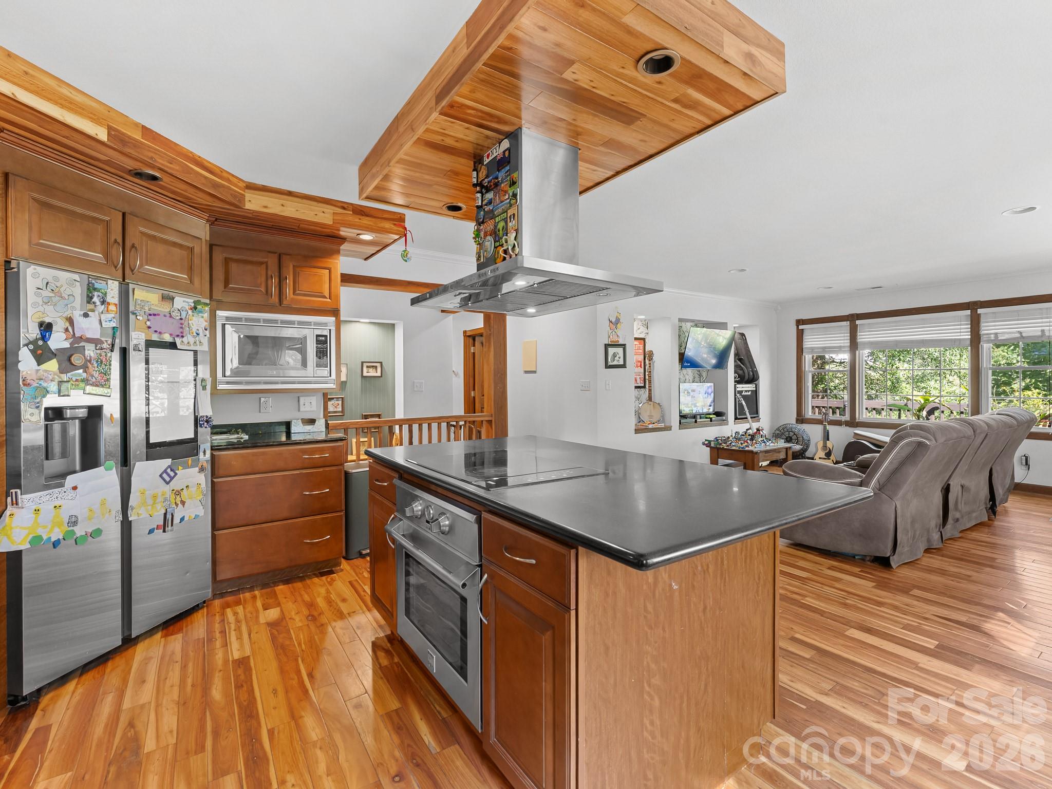Single Family Residence at 20 Sharpes Cove Road, Leicester, photo 10 of 36