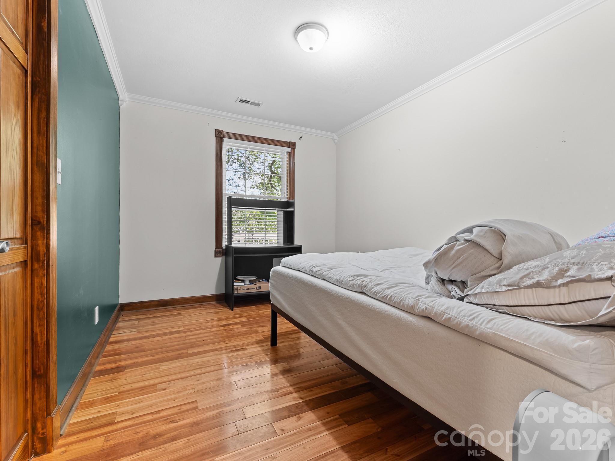Single Family Residence at 20 Sharpes Cove Road, Leicester, photo 18 of 36
