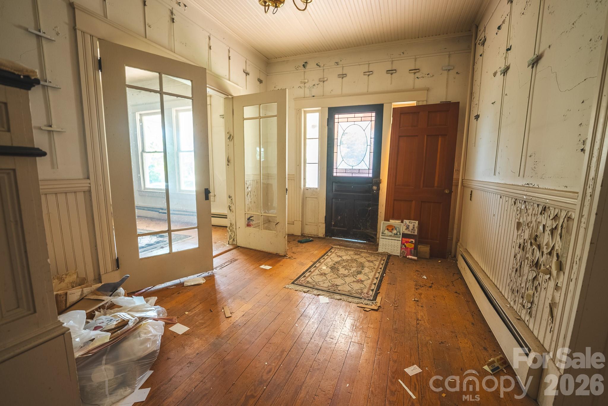 Single Family Residence at 12 1st Avenue Drive SE, Taylorsville, photo 18 of 48