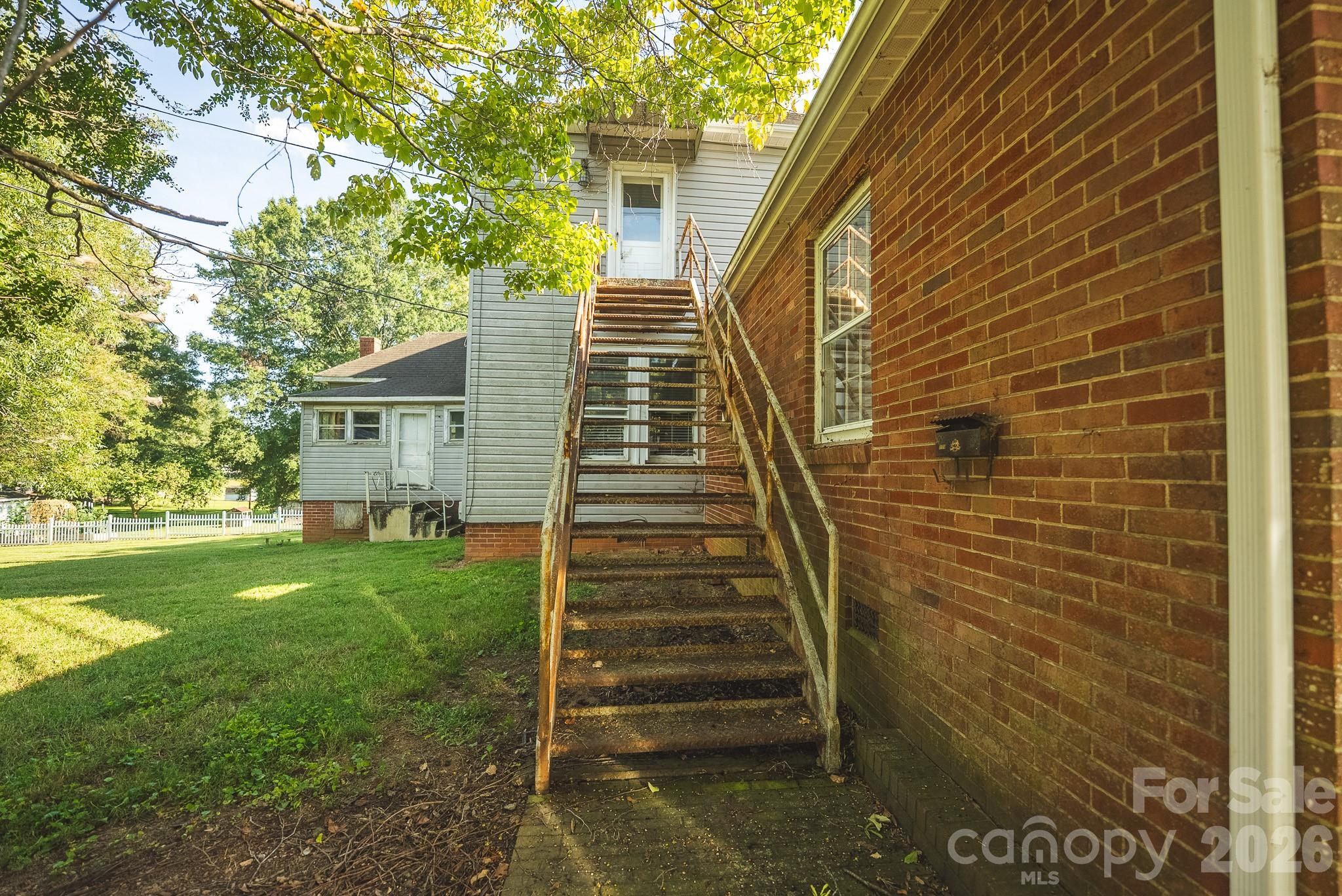 Single Family Residence at 12 1st Avenue Drive SE, Taylorsville, photo 31 of 48