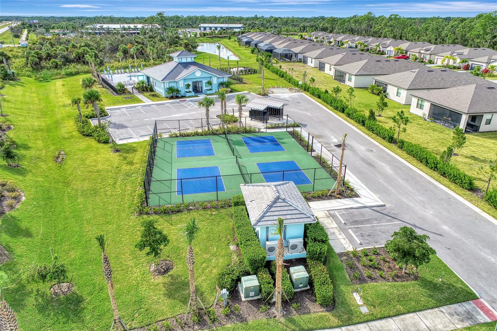 Single Family Residence at 15896 HONEYSUCKLE ST, PORT CHARLOTTE, photo 13 of 34