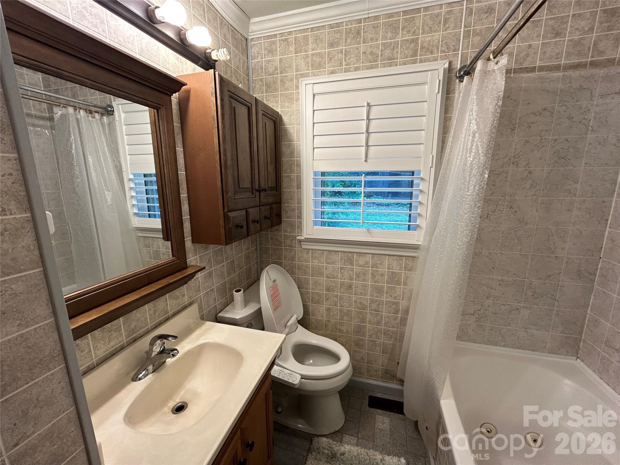 Single Family Residence at 110 9th Street, Black Mountain, photo 16 of 18