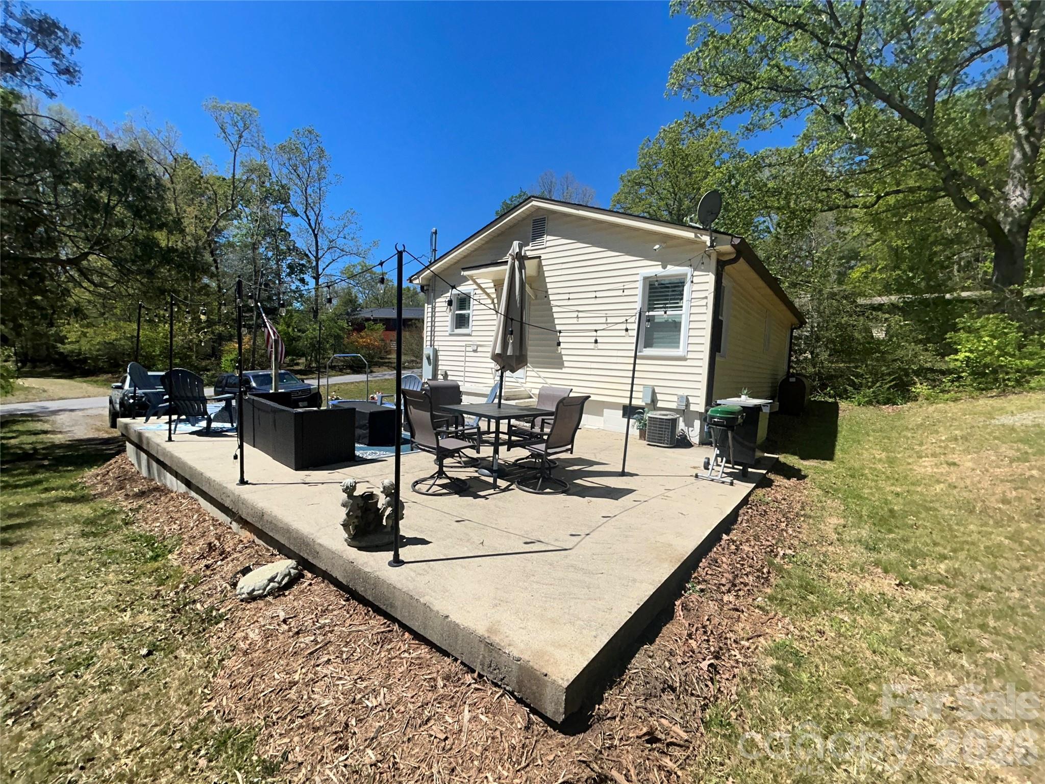 Single Family Residence at 110 9th Street, Black Mountain, photo 18 of 18