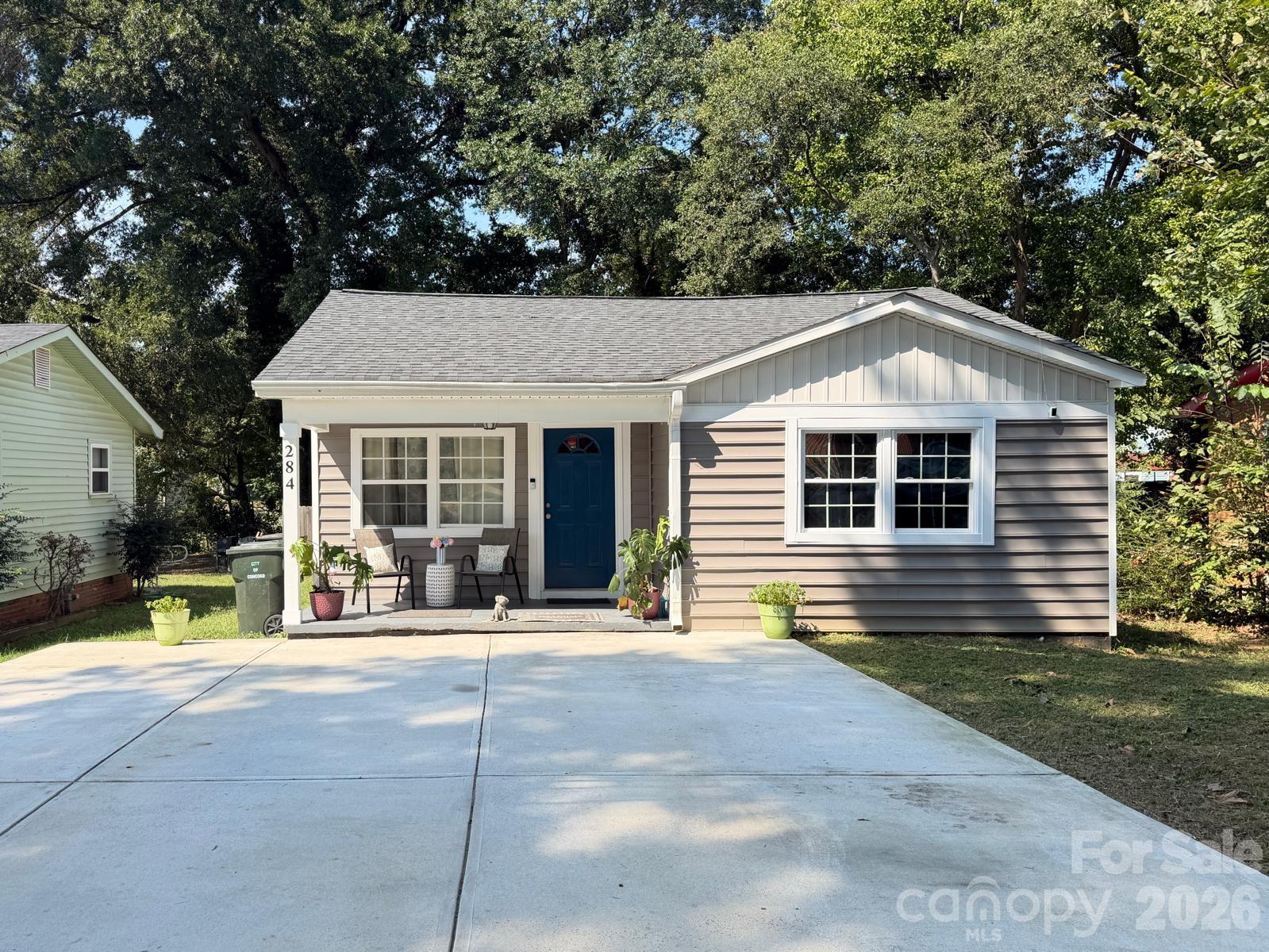 Front - 284 Salem Street SW, Concord