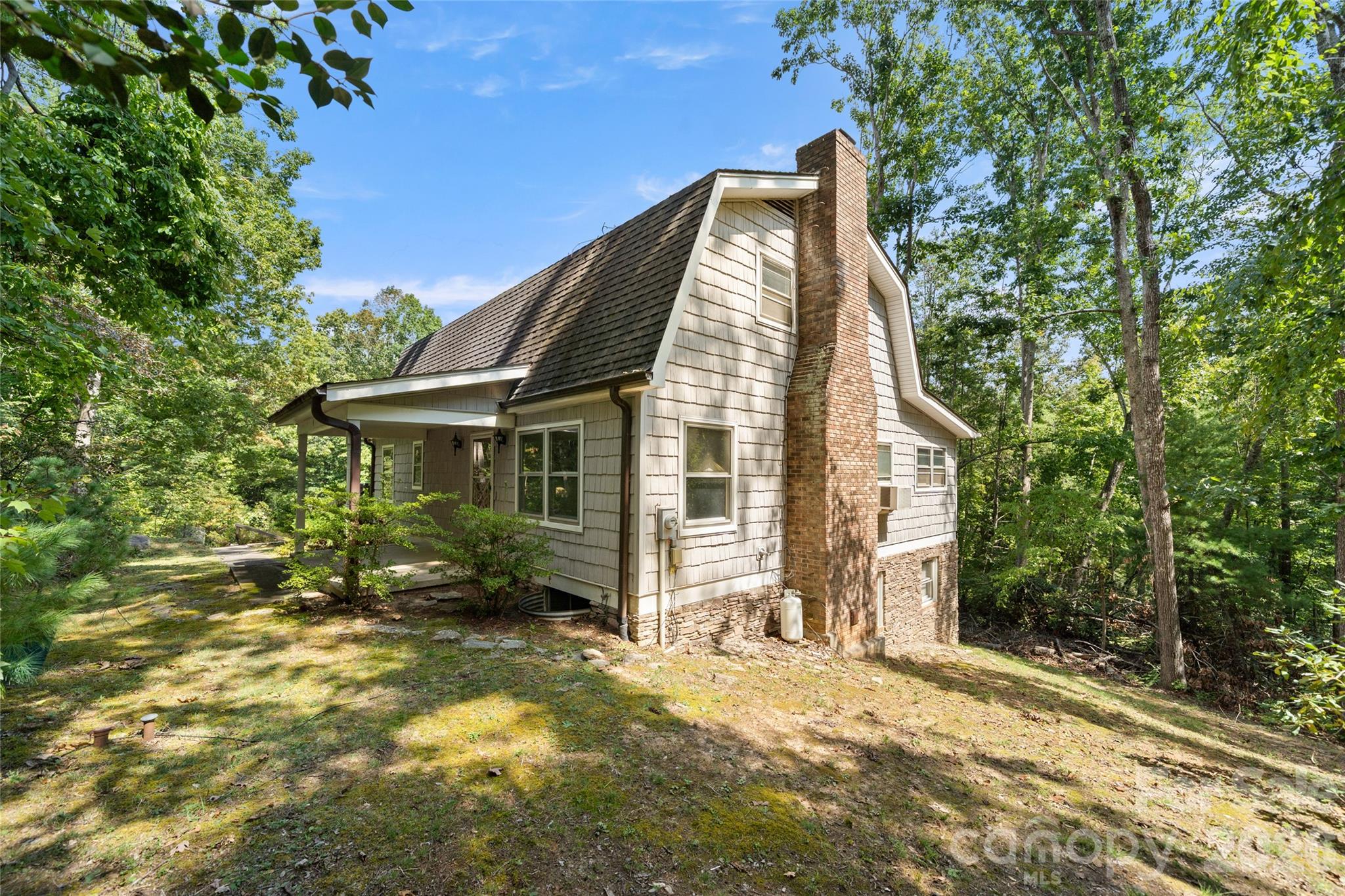 Single Family Residence at 150 Mountain Laurel Lane, Fletcher, photo 12 of 31