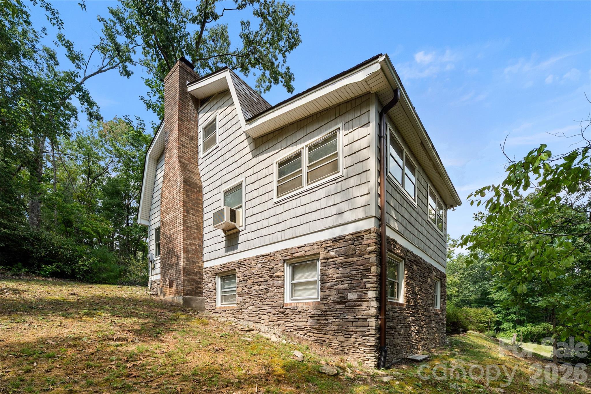 Single Family Residence at 150 Mountain Laurel Lane, Fletcher, photo 13 of 31