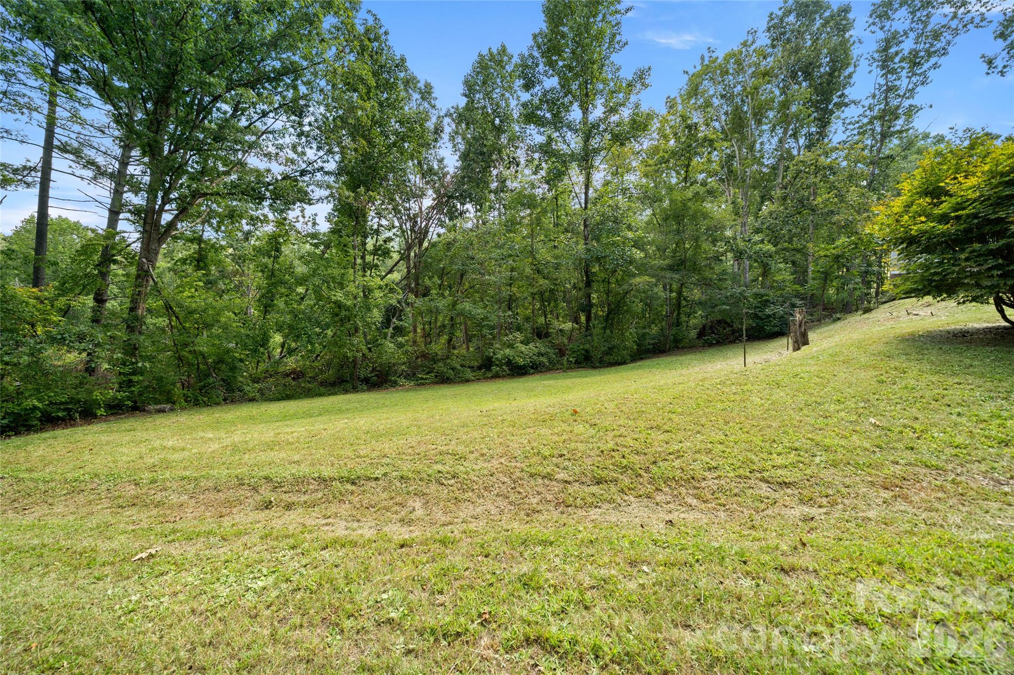 Single Family Residence at 150 Mountain Laurel Lane, Fletcher, photo 29 of 31
