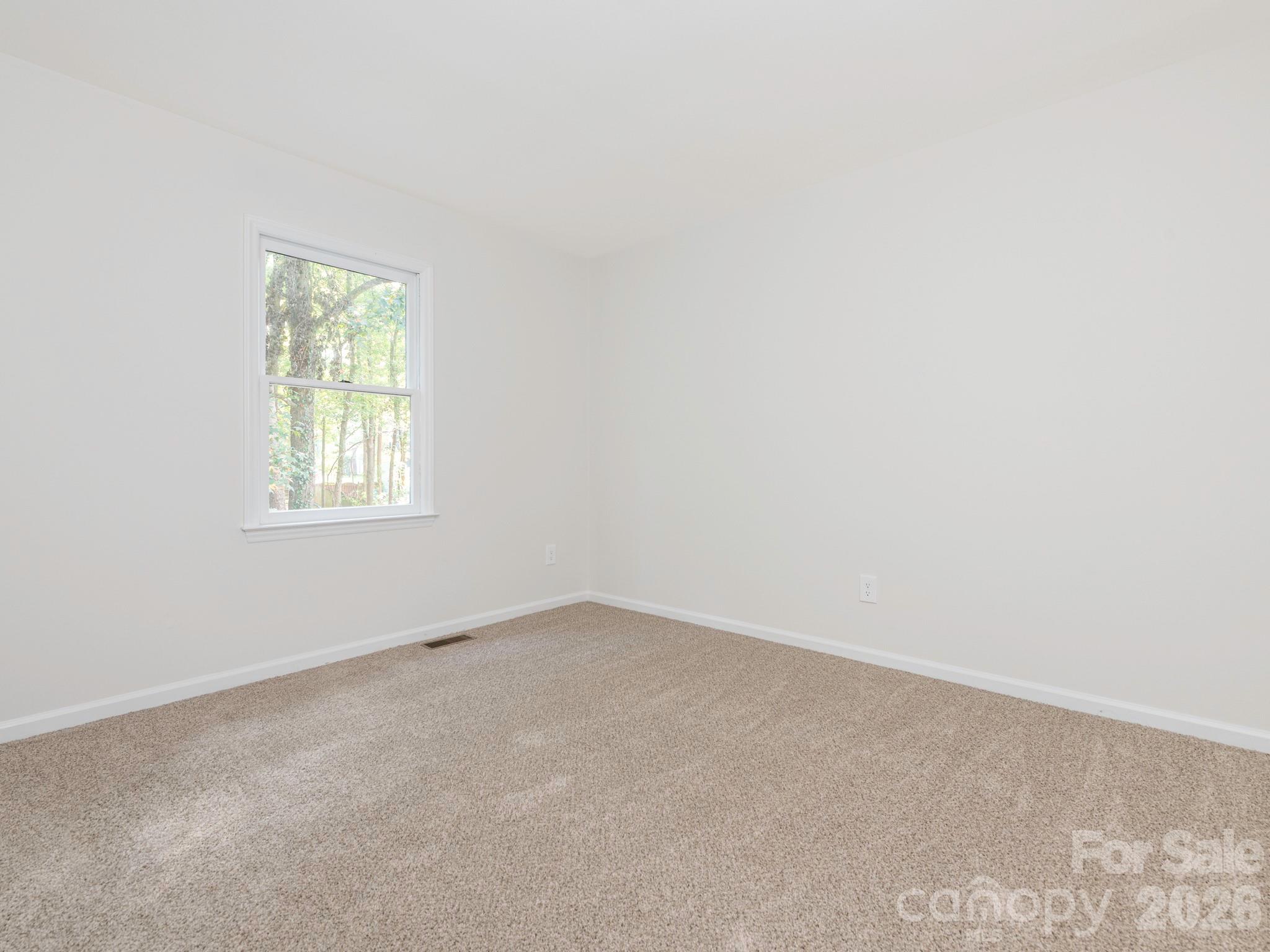Single Family Residence at 2612 Heathershire Lane, Matthews, photo 34 of 35