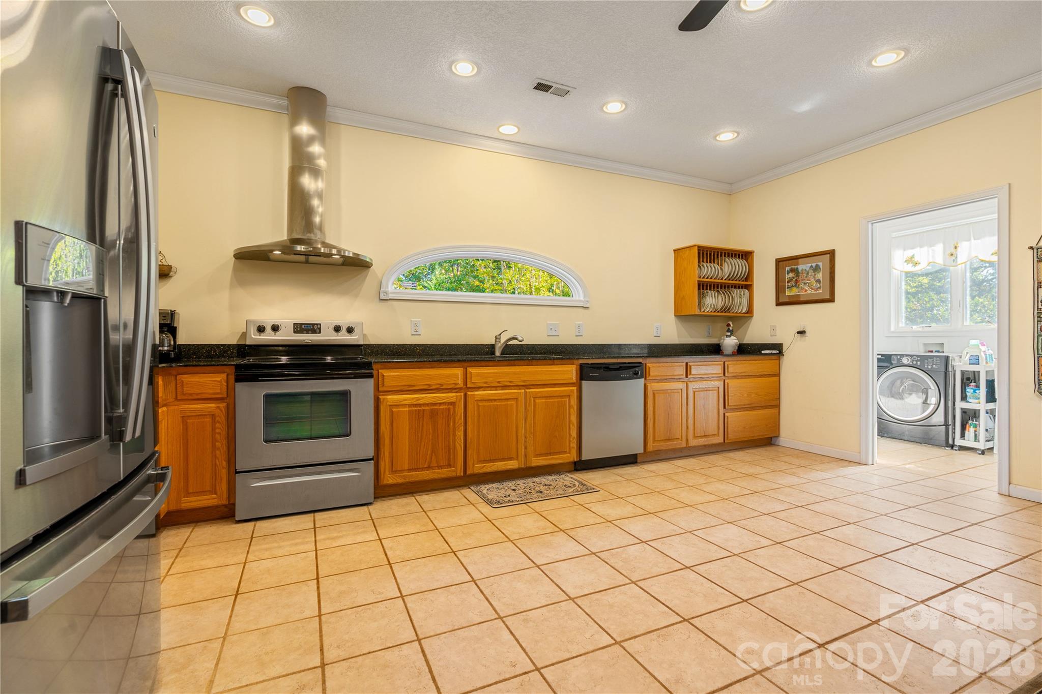Spacious kitchen - 296 Acorn Lane, Rutherfordton