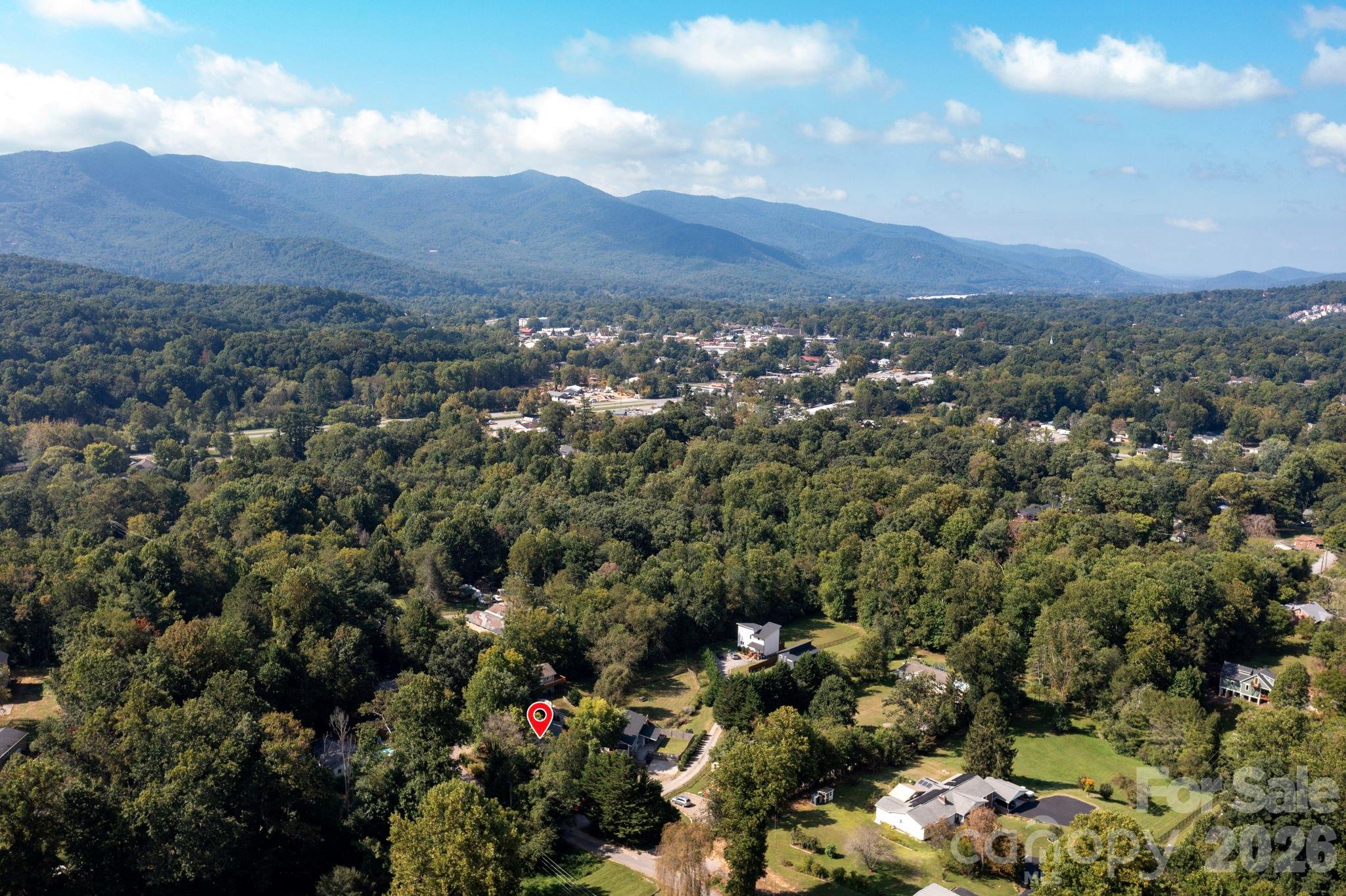 Close to Downtown Black Mountain - 60 Pearl Street, Black Mountain