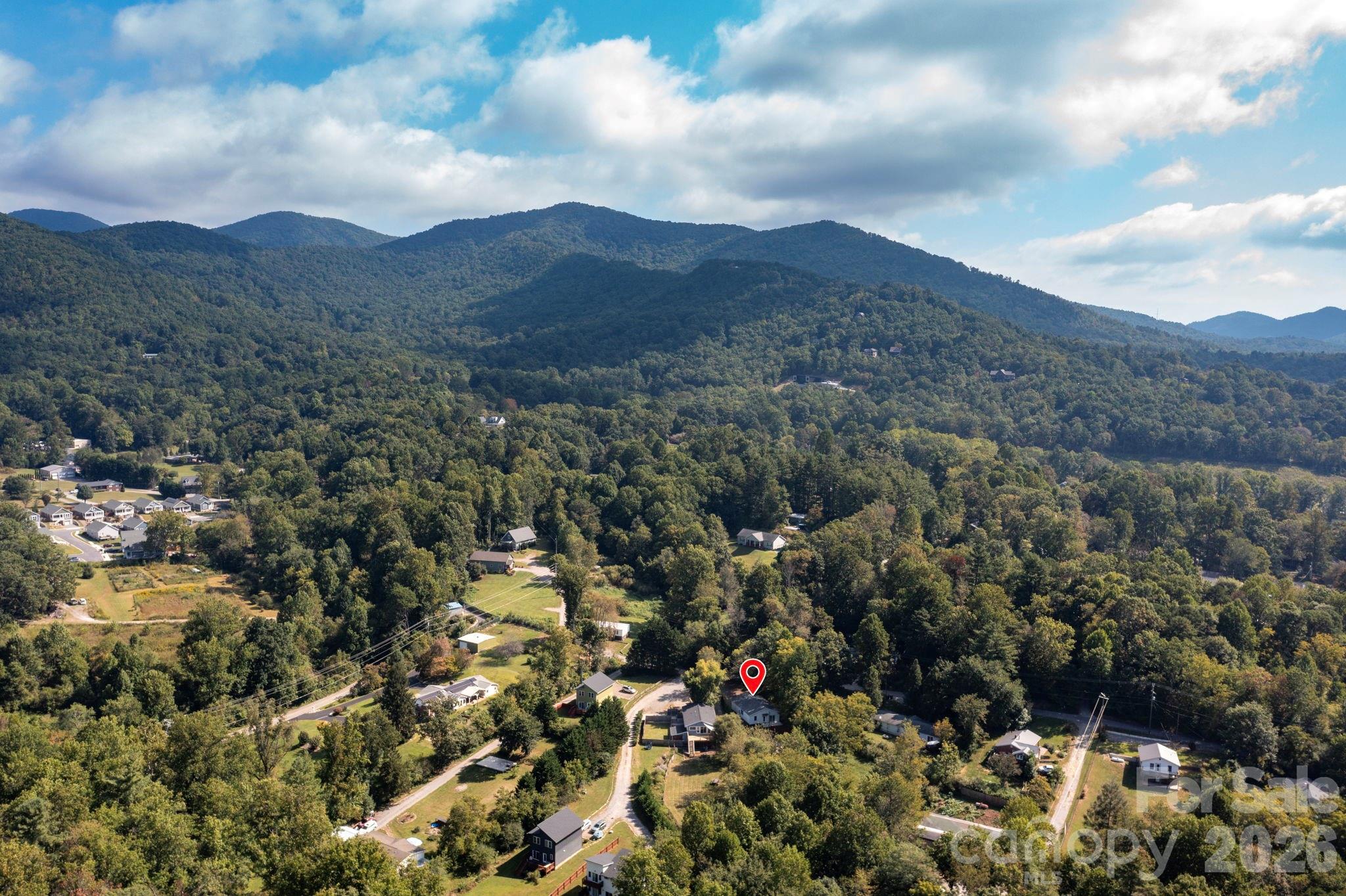 Beautiful Mountain Setting - 60 Pearl Street, Black Mountain
