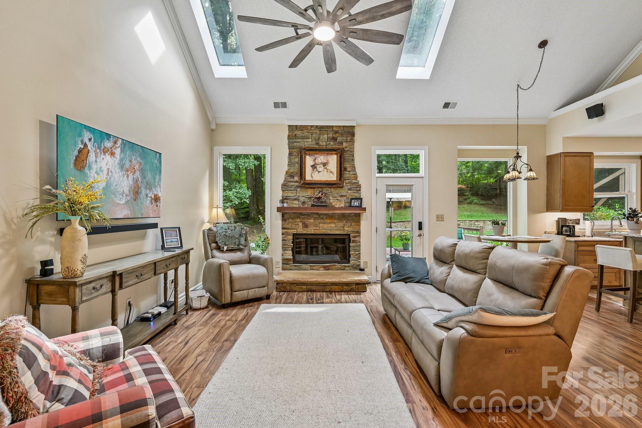 Single Family Residence at 9139 Magnolia Estates Drive, Cornelius, photo 7 of 73